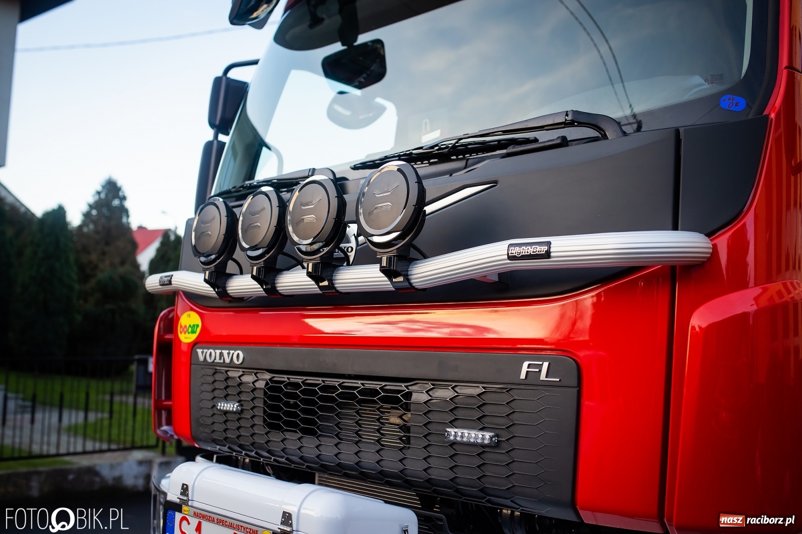 Zdjęcie w galerii na portalu naszraciborz.pl: Strażacy z Bojanowa z nowym volvo [FOTO] wiadomości z regionu