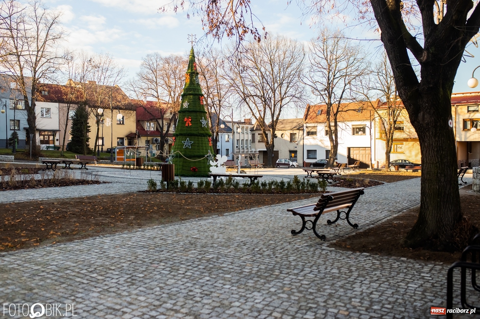 Zdjęcie w galerii na portalu naszraciborz.pl: Nowy rynek w Krzanowicach z lotu ptaka [FOTO]  wiadomości z regionu
