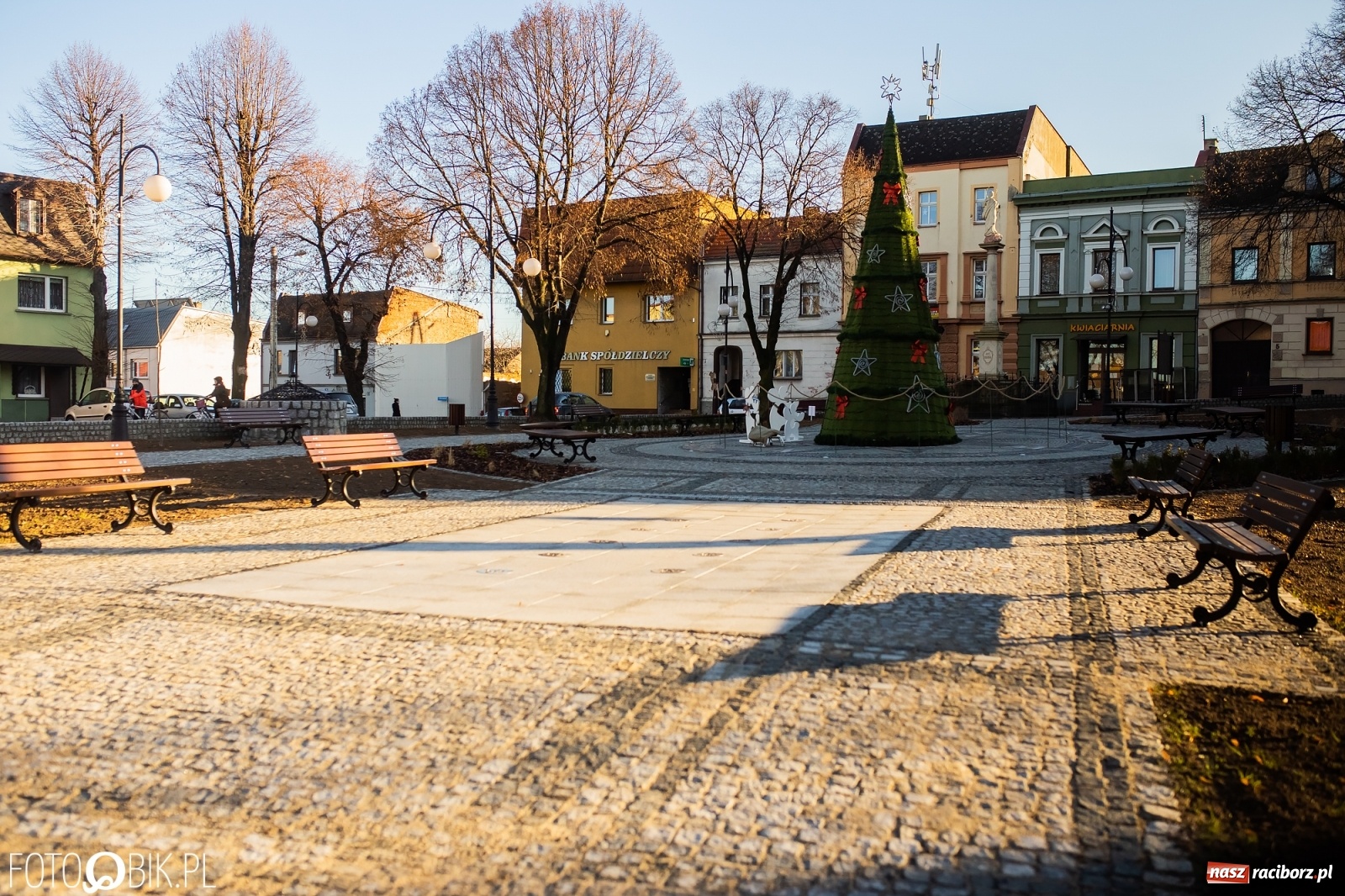 Zdjęcie w galerii na portalu naszraciborz.pl: Nowy rynek w Krzanowicach z lotu ptaka [FOTO]  wiadomości z regionu