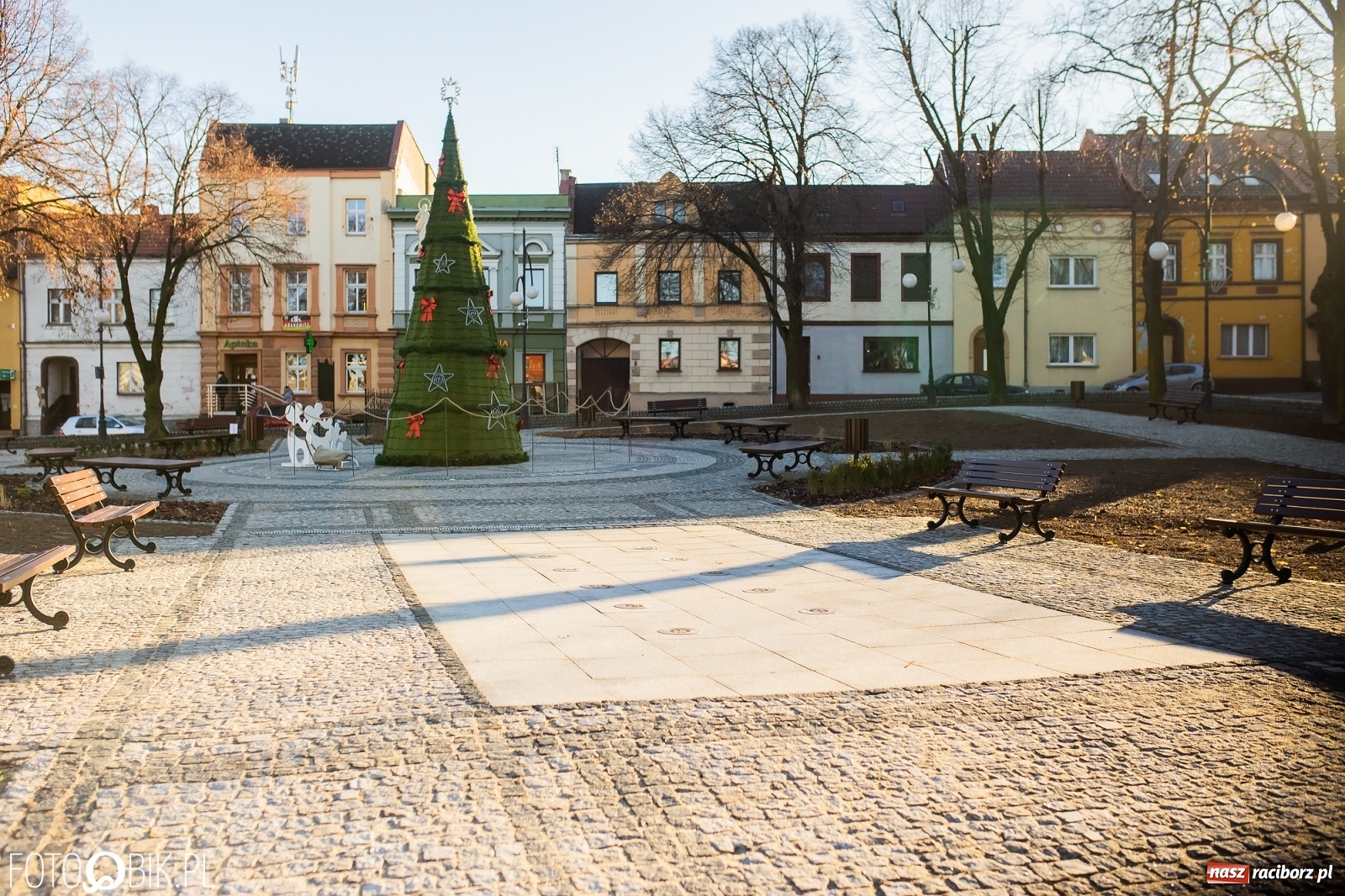 Zdjęcie w galerii na portalu naszraciborz.pl: Nowy rynek w Krzanowicach z lotu ptaka [FOTO]  wiadomości z regionu