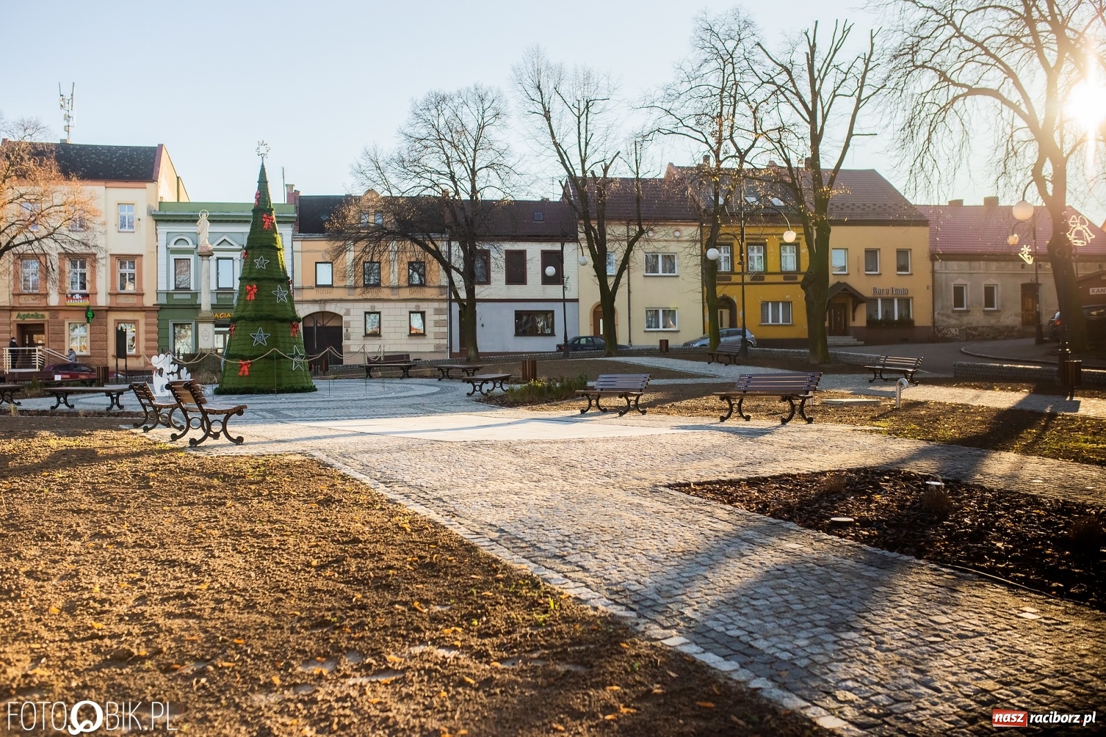 Zdjęcie w galerii na portalu naszraciborz.pl: Nowy rynek w Krzanowicach z lotu ptaka [FOTO]  wiadomości z regionu