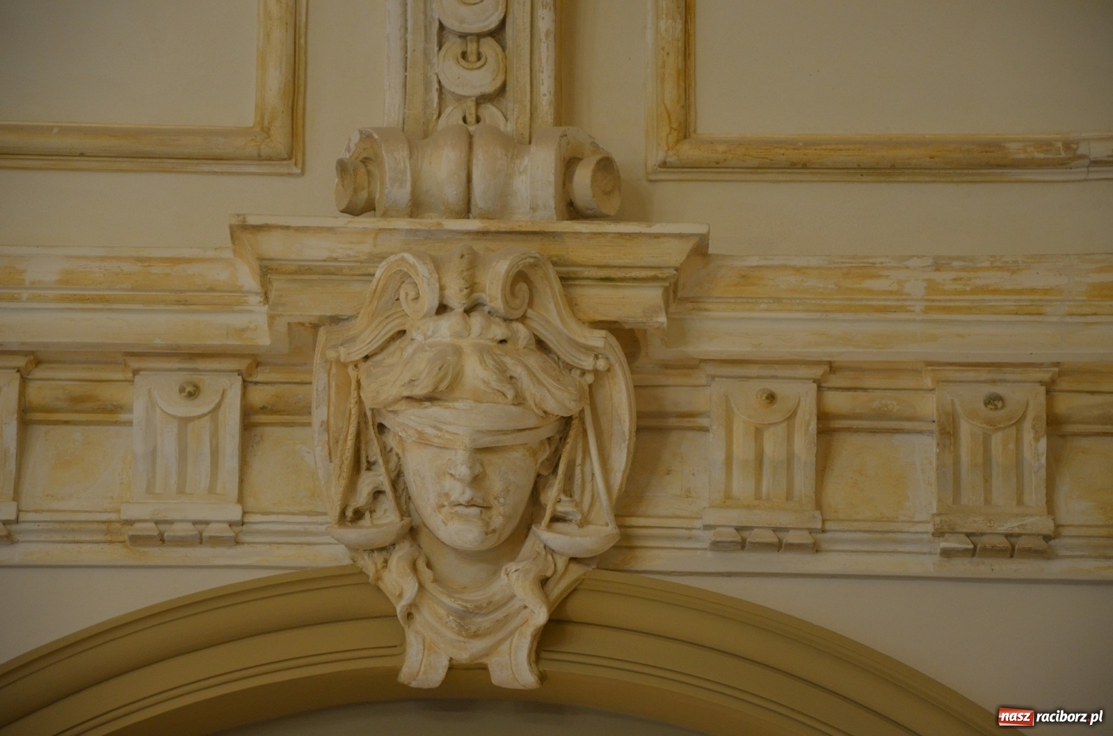 Zdjęcie w galerii na portalu naszraciborz.pl: Tak wyglądają wnętrza odnowionego dawnego sądu krajowego  wiadomości z regionu