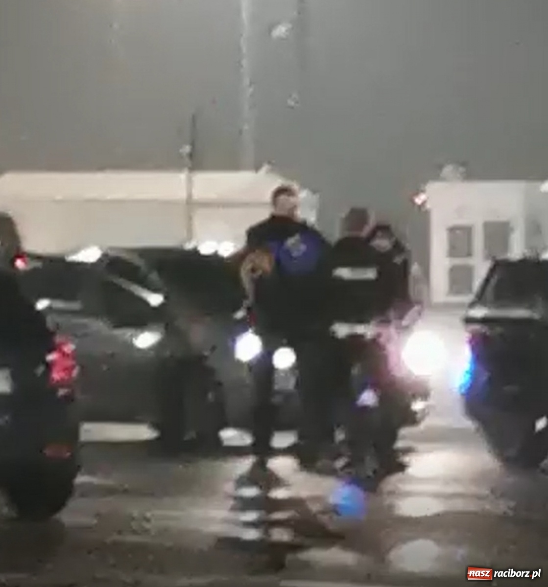 Zdjęcie w galerii na portalu naszraciborz.pl: Racibórz. Wieczorny pościg policji za kierowcą audi [FOTO] wiadomości z regionu