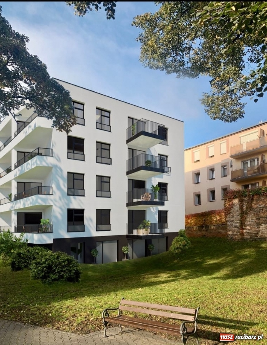 Zdjęcie w galerii na portalu naszraciborz.pl: Jest reakcja właścicieli kamienicy przy Drzymały [FOTO] wiadomości z regionu