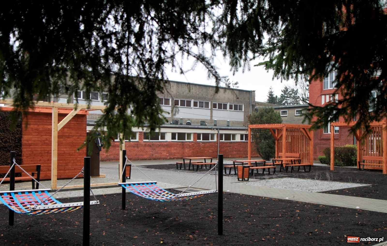 Zdjęcie w galerii na portalu naszraciborz.pl: Racibórz ma pierwszą tężnię solankową. W planach druga wiadomości z regionu