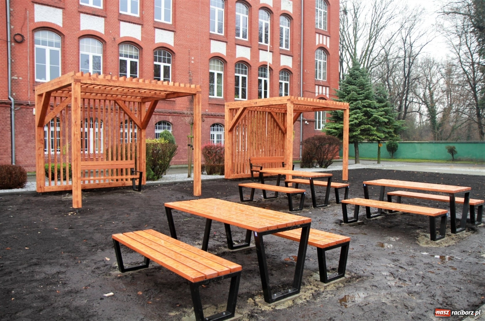 Zdjęcie w galerii na portalu naszraciborz.pl: Racibórz ma pierwszą tężnię solankową. W planach druga wiadomości z regionu