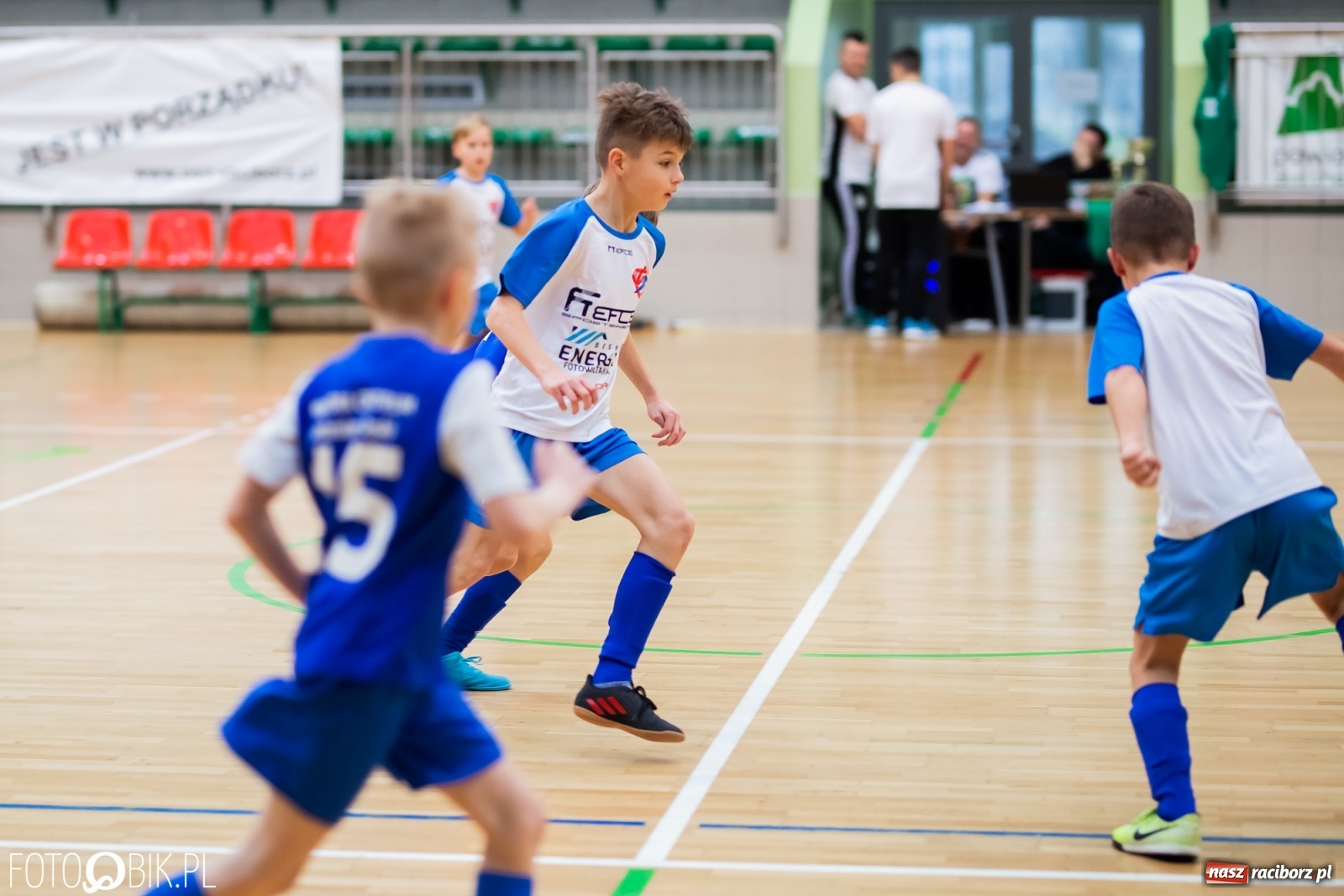 Zdjęcie w galerii na portalu naszraciborz.pl: Noworoczny Turniej Piłki Nożnej w Arenie Rafako wiadomości z regionu