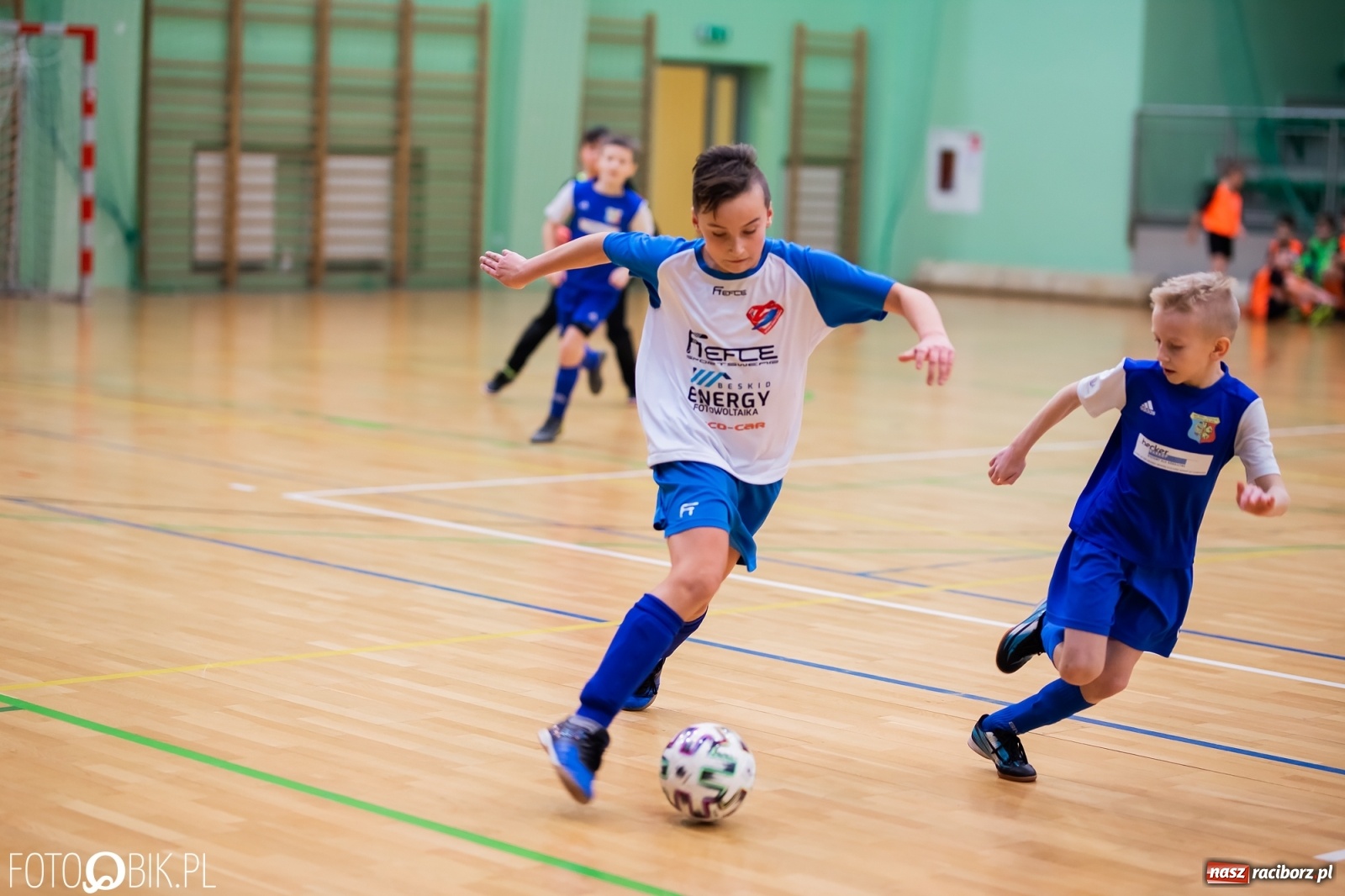 Zdjęcie w galerii na portalu naszraciborz.pl: Noworoczny Turniej Piłki Nożnej w Arenie Rafako wiadomości z regionu