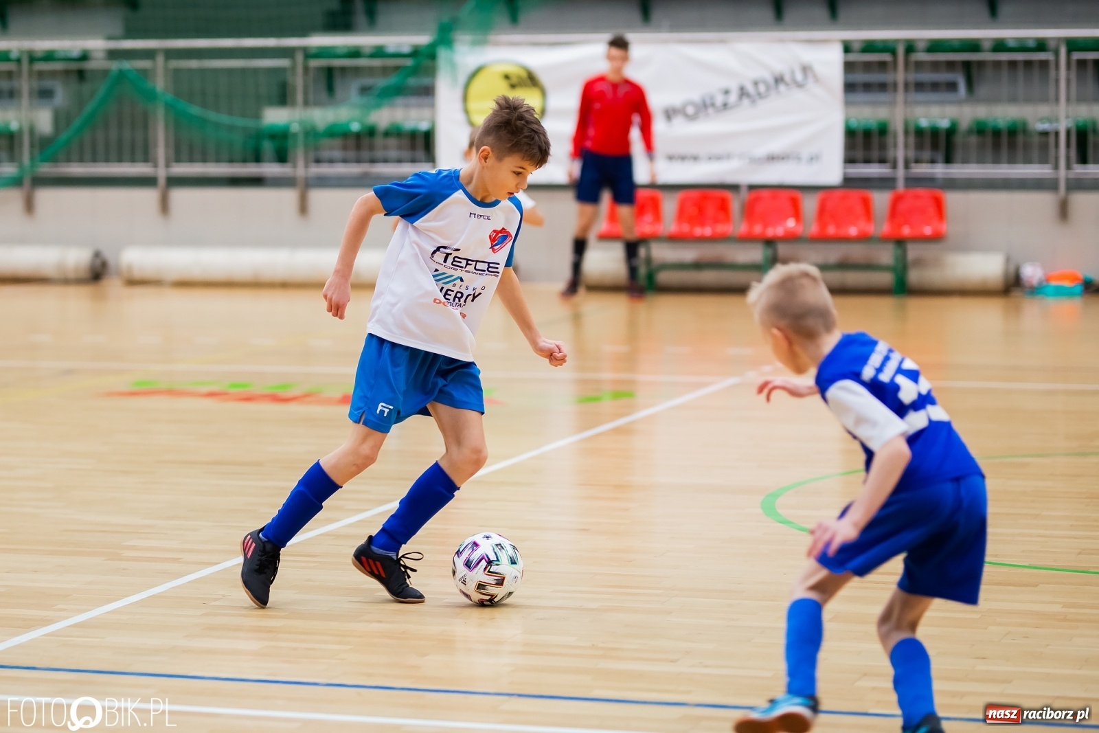 Zdjęcie w galerii na portalu naszraciborz.pl: Noworoczny Turniej Piłki Nożnej w Arenie Rafako wiadomości z regionu
