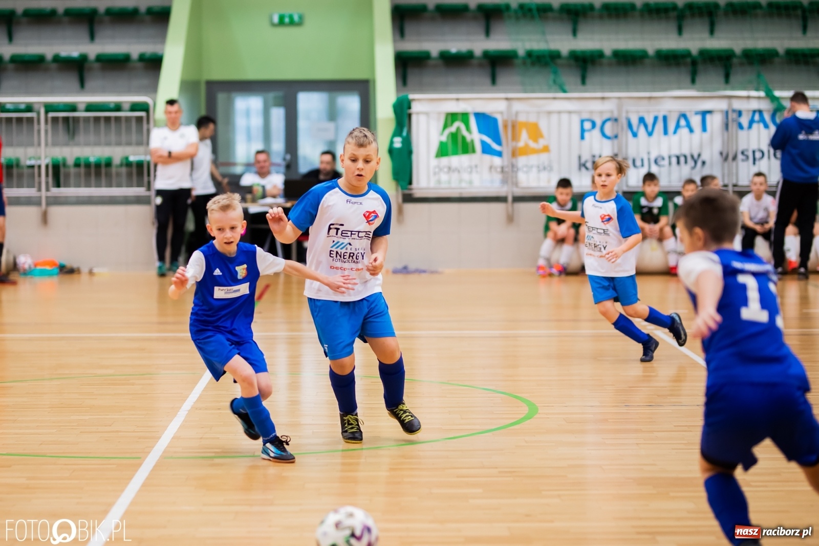 Zdjęcie w galerii na portalu naszraciborz.pl: Noworoczny Turniej Piłki Nożnej w Arenie Rafako wiadomości z regionu