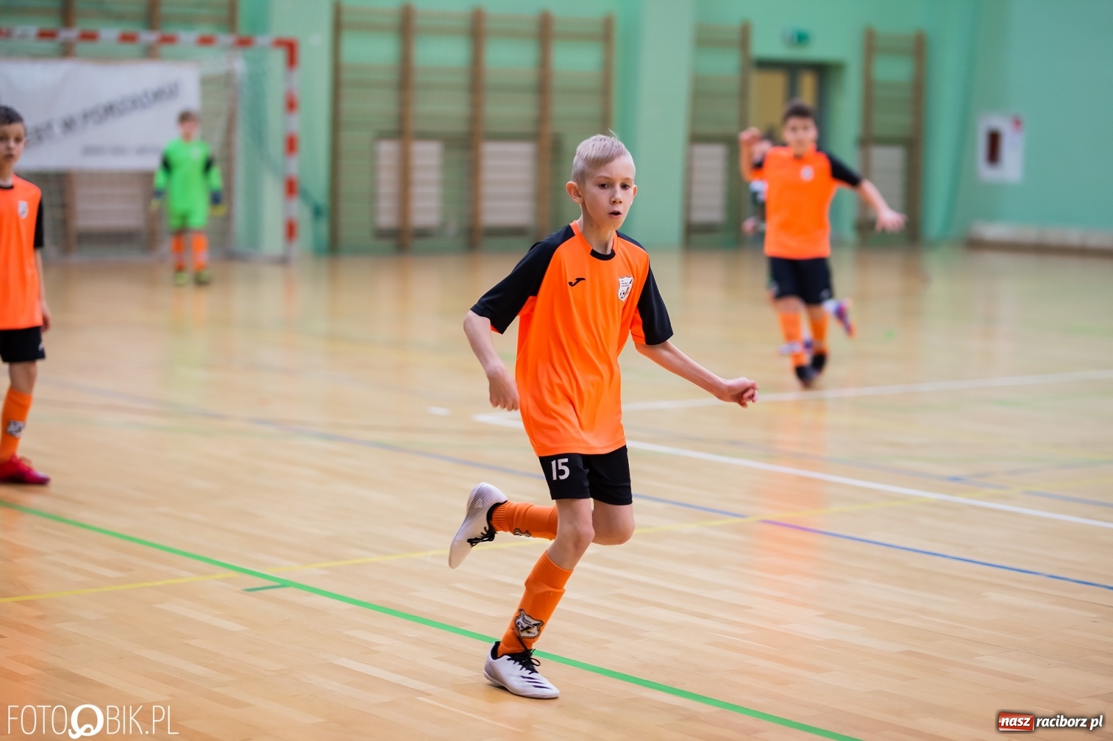 Zdjęcie w galerii na portalu naszraciborz.pl: Noworoczny Turniej Piłki Nożnej w Arenie Rafako wiadomości z regionu