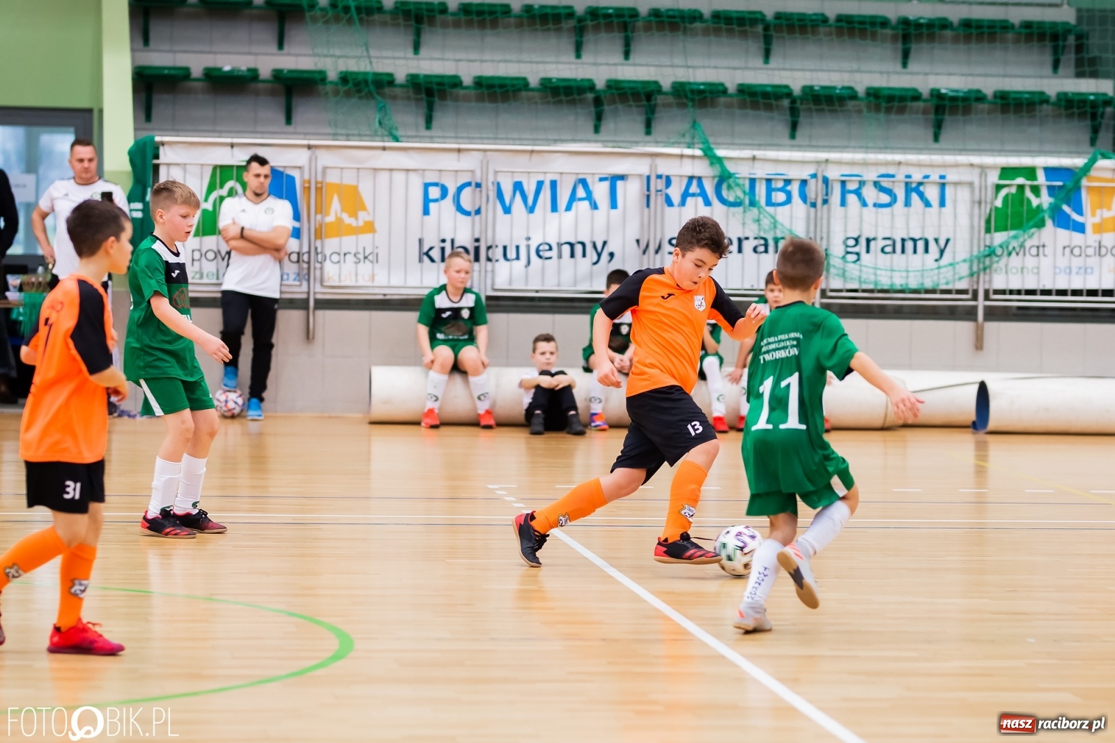 Zdjęcie w galerii na portalu naszraciborz.pl: Noworoczny Turniej Piłki Nożnej w Arenie Rafako wiadomości z regionu