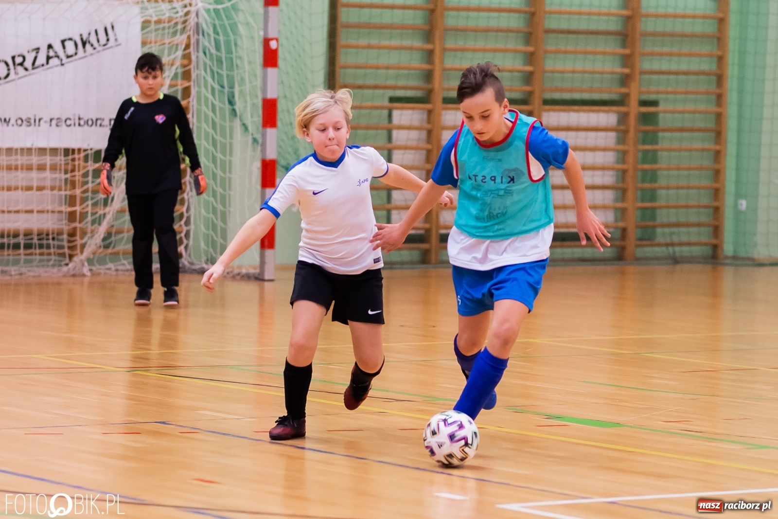 Zdjęcie w galerii na portalu naszraciborz.pl: Noworoczny Turniej Piłki Nożnej w Arenie Rafako wiadomości z regionu