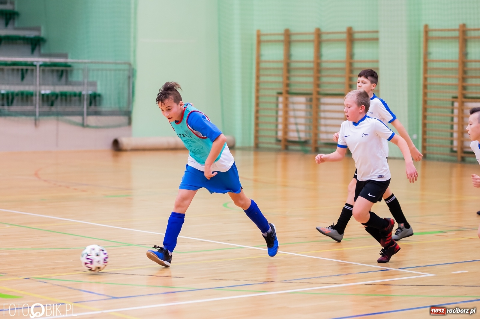 Zdjęcie w galerii na portalu naszraciborz.pl: Noworoczny Turniej Piłki Nożnej w Arenie Rafako wiadomości z regionu