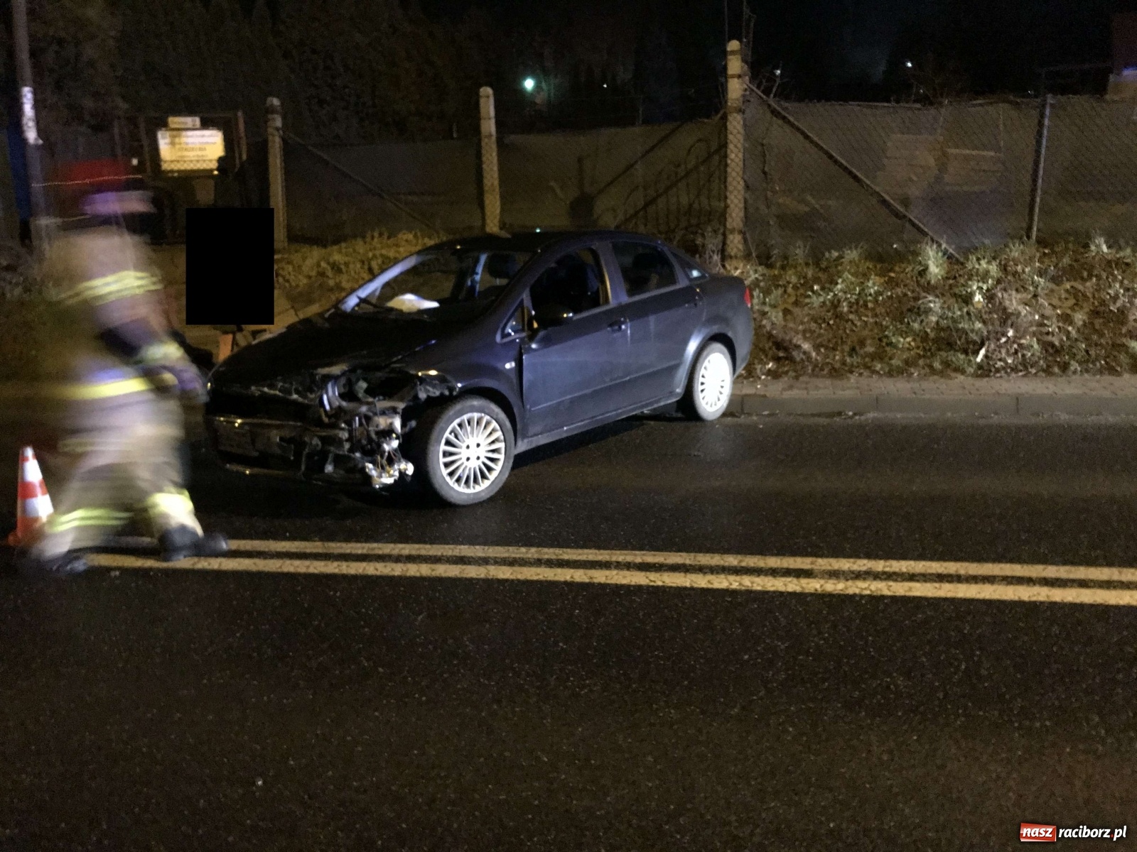 Zdjęcie w galerii na portalu naszraciborz.pl: Zderzenie volkswagena i fiata przy Mieszku [FOTO] wiadomości z regionu