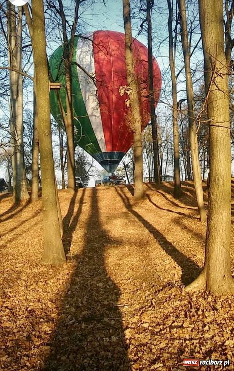 Zdjęcie w galerii na portalu naszraciborz.pl: ULKA wystartowała spod pałacu w Rzuchowie  wiadomości z regionu