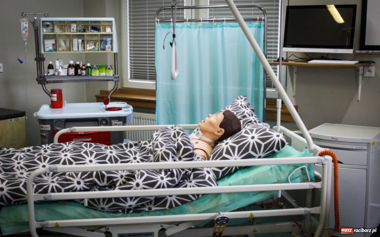 Zdjęcie w galerii na portalu naszraciborz.pl: Kształcenie pielęgniarek w PWSZ w Raciborzu wkracza w nowy wymiar wiadomości z regionu