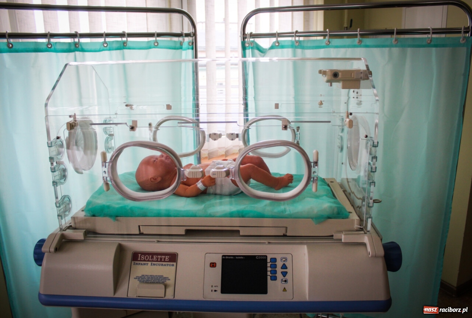 Zdjęcie w galerii na portalu naszraciborz.pl: Kształcenie pielęgniarek w PWSZ w Raciborzu wkracza w nowy wymiar wiadomości z regionu