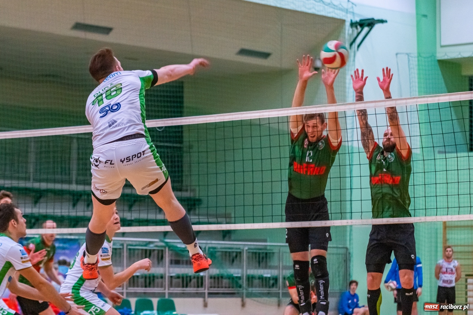 Zdjęcie w galerii na portalu naszraciborz.pl: Ważne trzy punkty siatkarzy AZS Rafako [FOTO i WIDEO] wiadomości z regionu