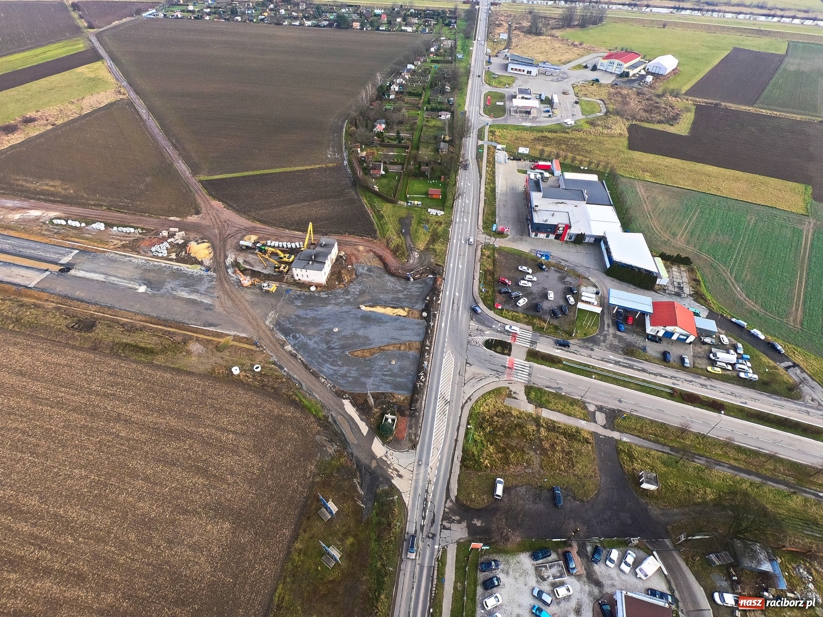 Zdjęcie w galerii na portalu naszraciborz.pl: Jest nowy termin budowy ronda przy Rybnickiej-Piaskowej  wiadomości z regionu