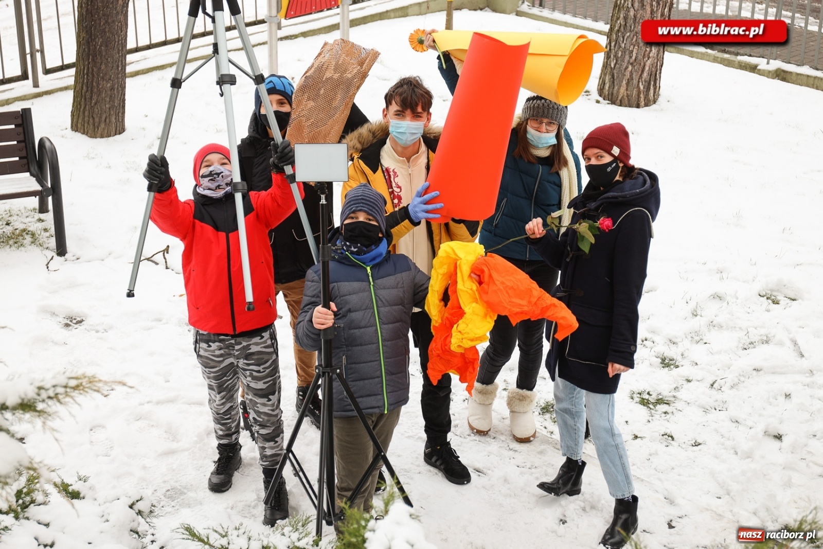 Zdjęcie w galerii na portalu naszraciborz.pl:  Kreatywna fotografia z raciborską biblioteką wiadomości z regionu