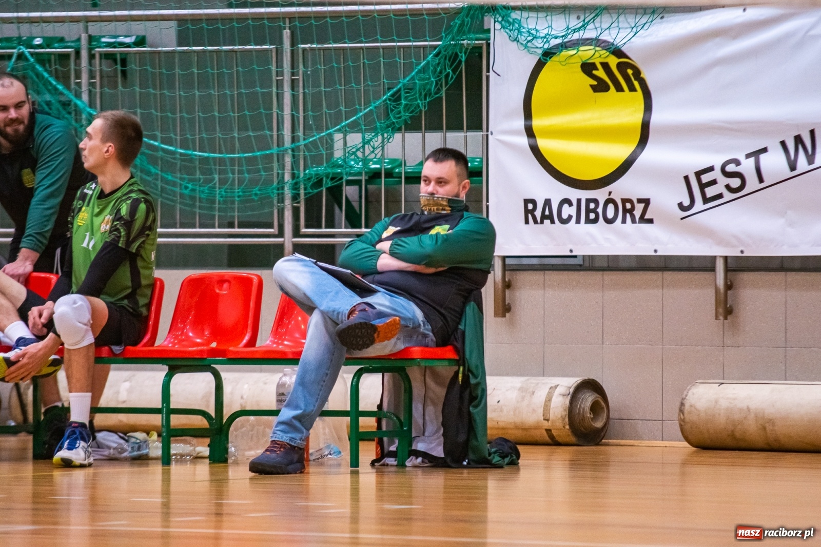 Zdjęcie w galerii na portalu naszraciborz.pl: Siatkarze Rafako bez punktów w starciu z Płomieniem Przystajń [FOTO] wiadomości z regionu
