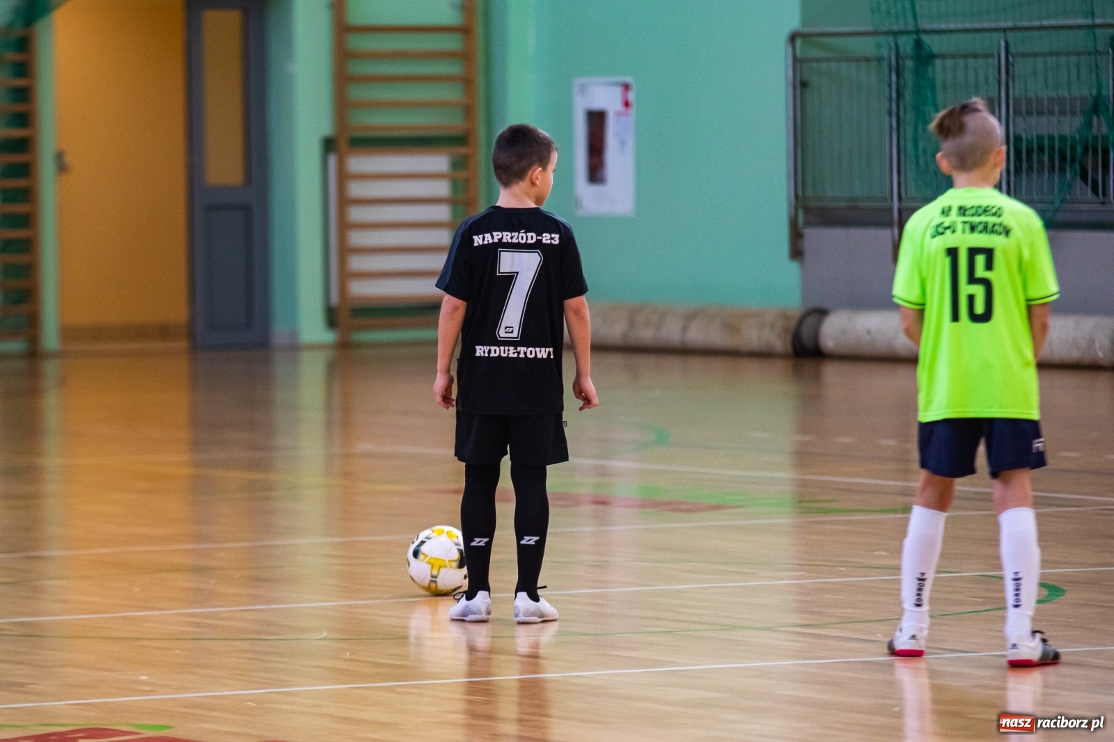 Zdjęcie w galerii na portalu naszraciborz.pl: Piłkarskie zmagania rocznika 2011 w Arenie Rafako [FOTO] wiadomości z regionu