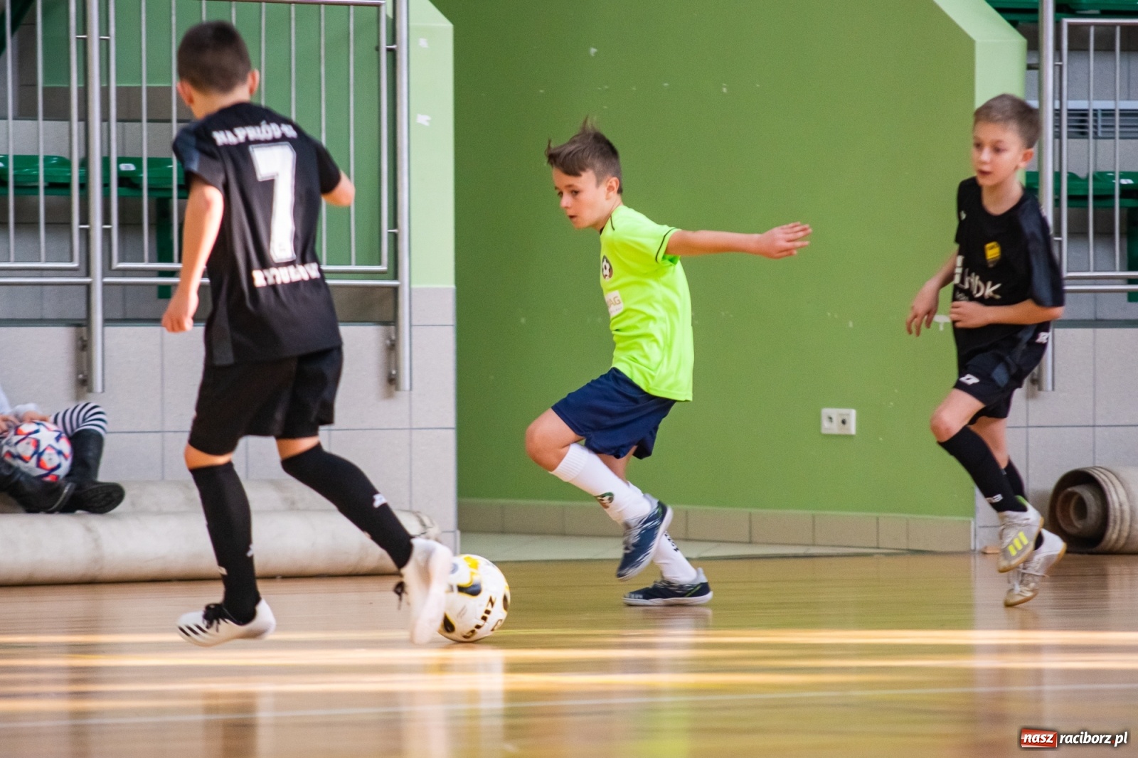 Zdjęcie w galerii na portalu naszraciborz.pl: Piłkarskie zmagania rocznika 2011 w Arenie Rafako [FOTO] wiadomości z regionu