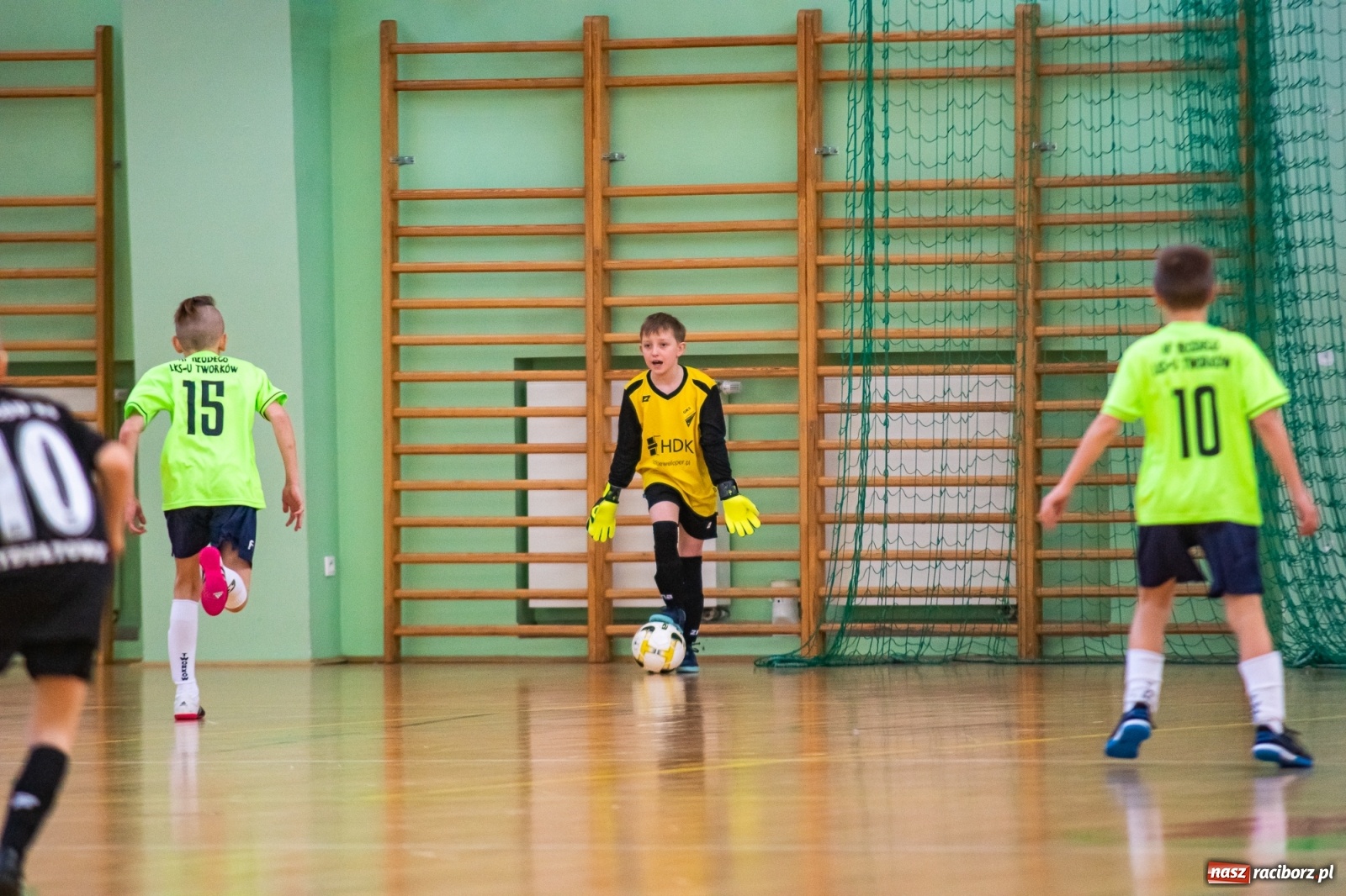 Zdjęcie w galerii na portalu naszraciborz.pl: Piłkarskie zmagania rocznika 2011 w Arenie Rafako [FOTO] wiadomości z regionu