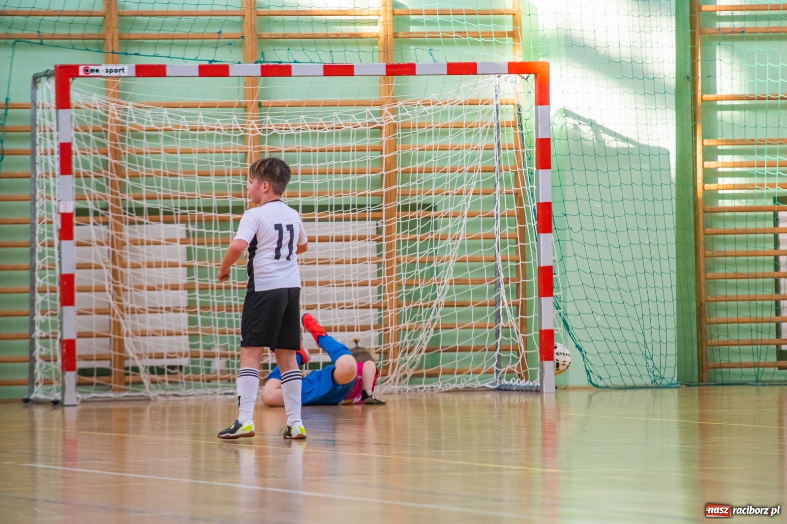 Zdjęcie w galerii na portalu naszraciborz.pl: Piłkarskie zmagania rocznika 2011 w Arenie Rafako [FOTO] wiadomości z regionu