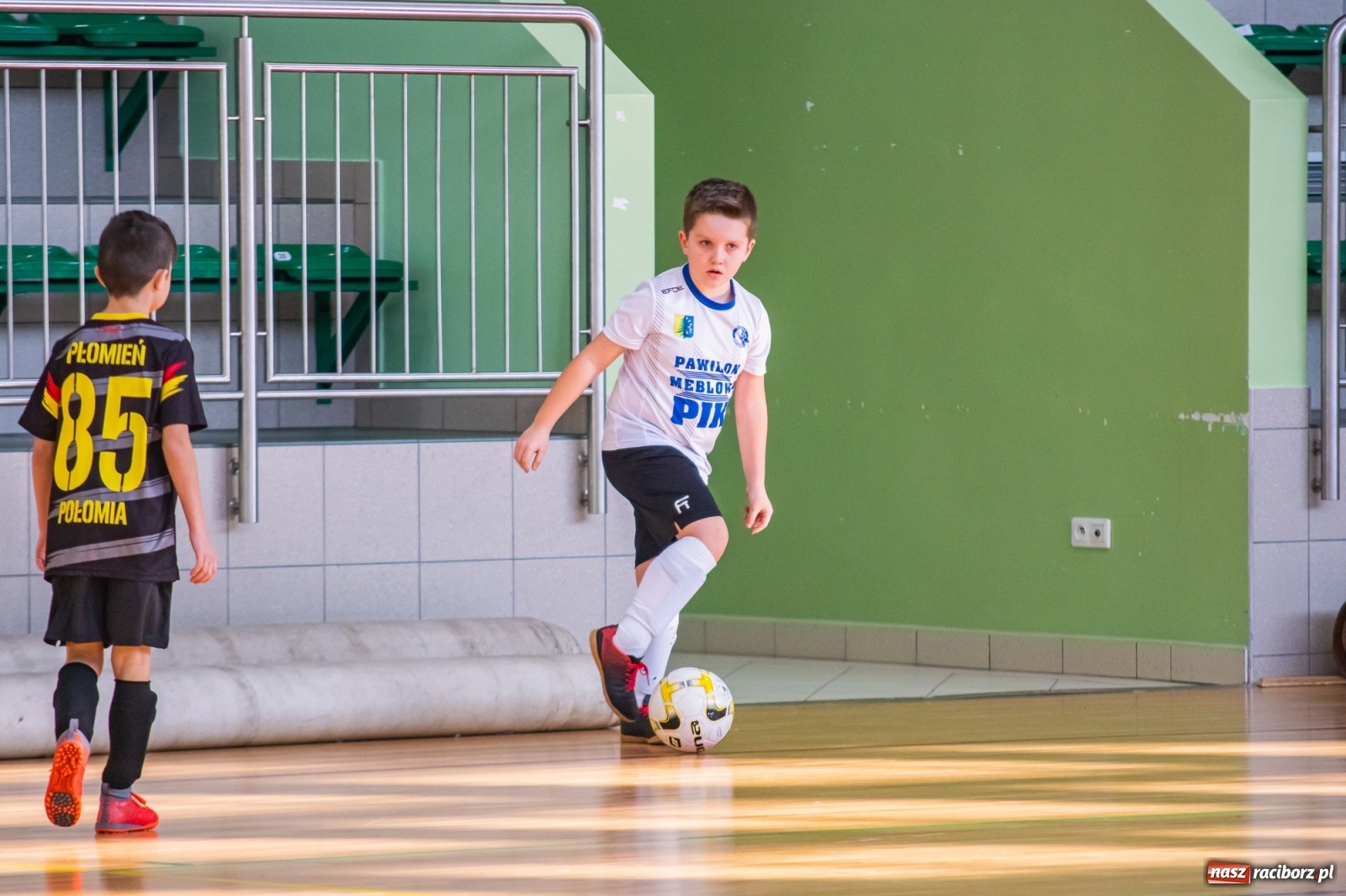 Zdjęcie w galerii na portalu naszraciborz.pl: Piłkarskie zmagania rocznika 2011 w Arenie Rafako [FOTO] wiadomości z regionu