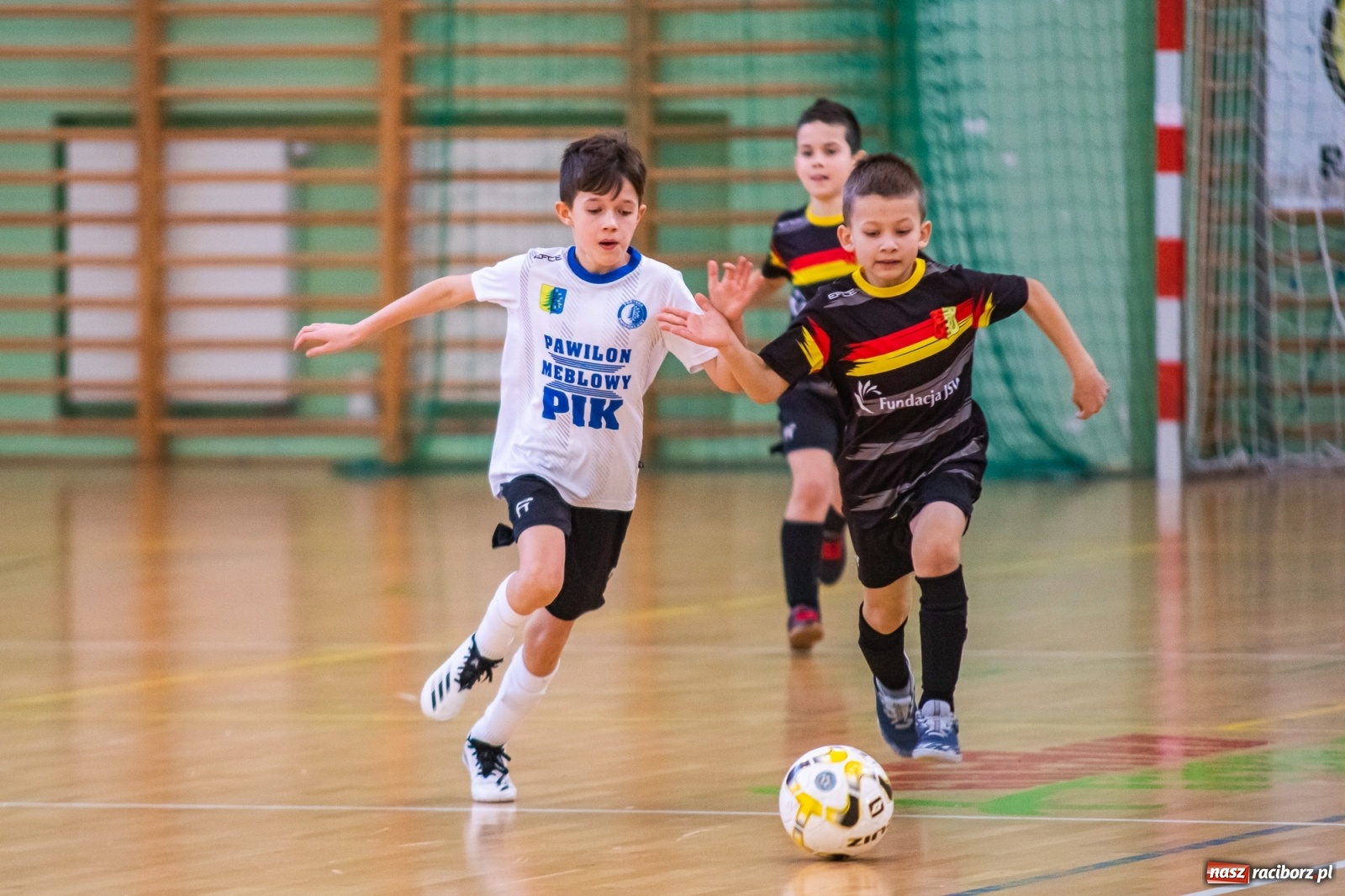 Zdjęcie w galerii na portalu naszraciborz.pl: Piłkarskie zmagania rocznika 2011 w Arenie Rafako [FOTO] wiadomości z regionu