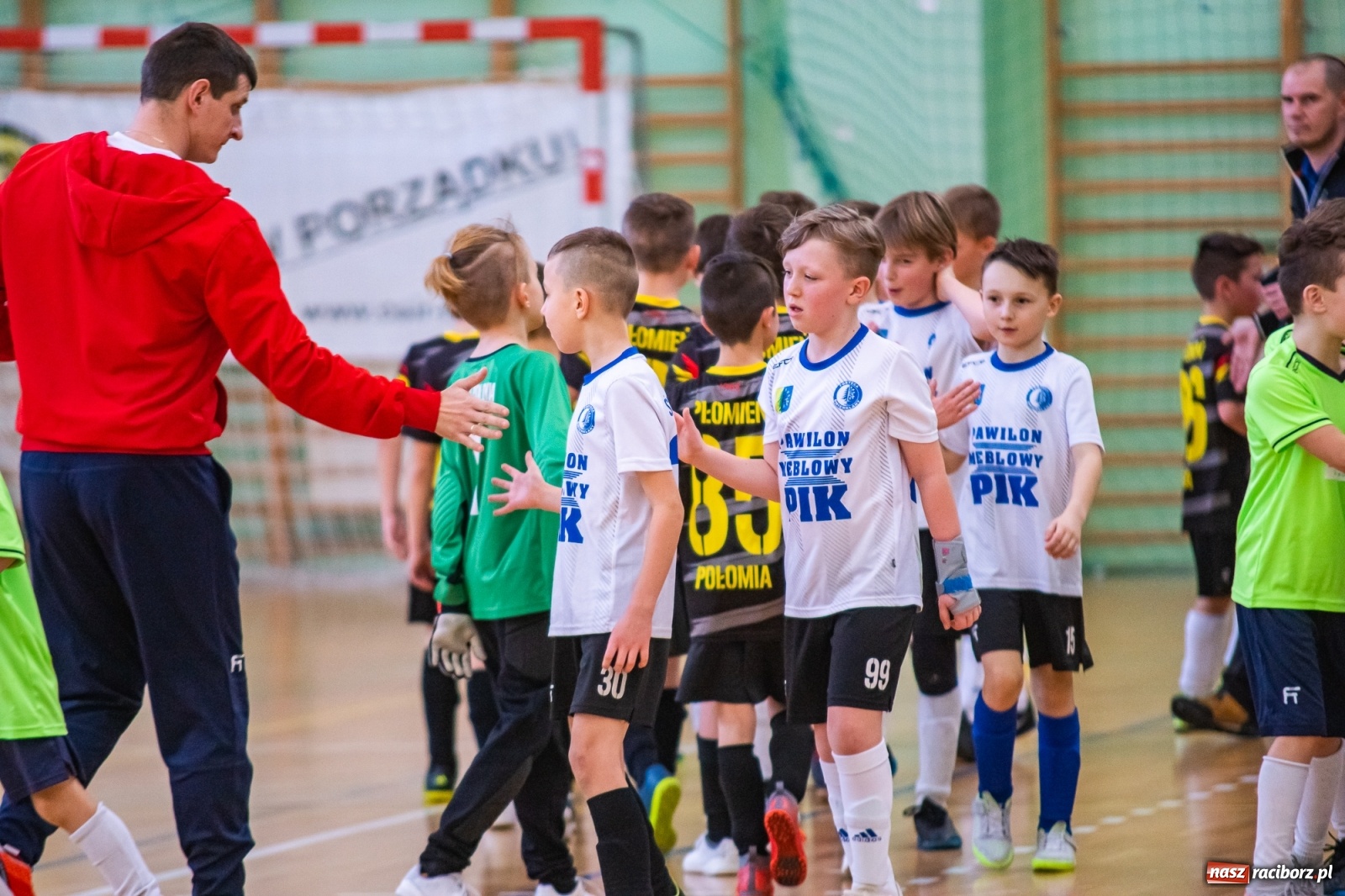Zdjęcie w galerii na portalu naszraciborz.pl: Piłkarskie zmagania rocznika 2011 w Arenie Rafako [FOTO] wiadomości z regionu