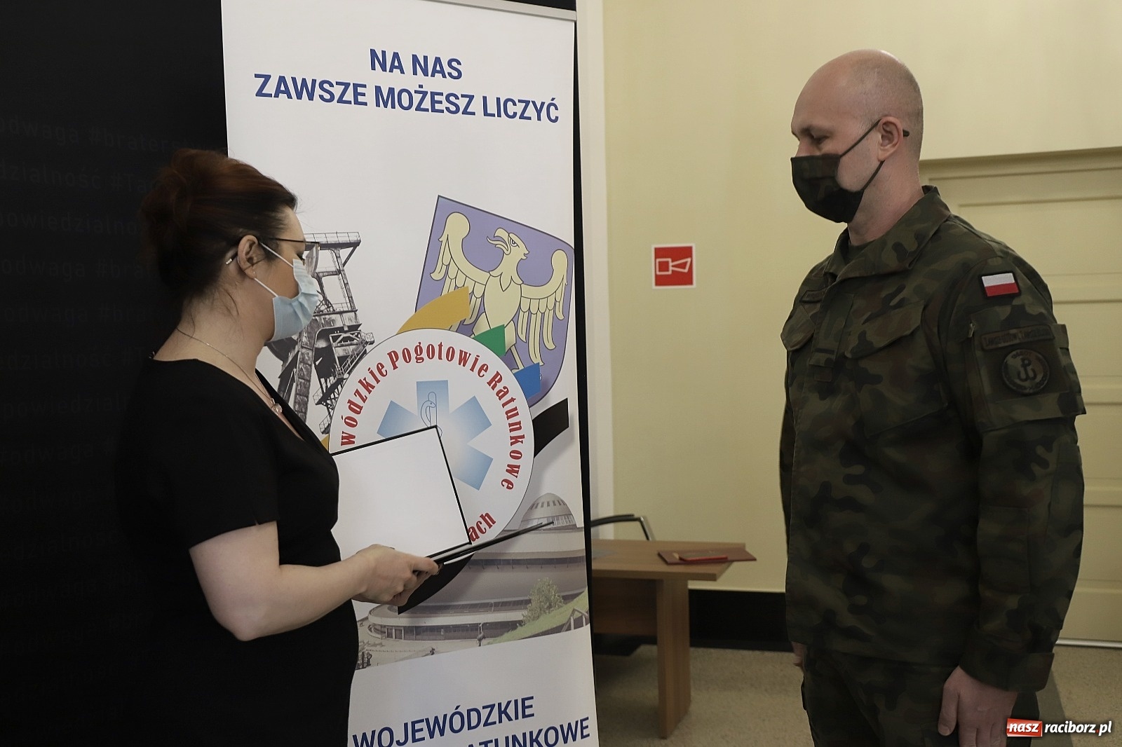 Zdjęcie w galerii na portalu naszraciborz.pl: Ponad 100 żołnierzy dołączyło do grona ratowników wiadomości z regionu