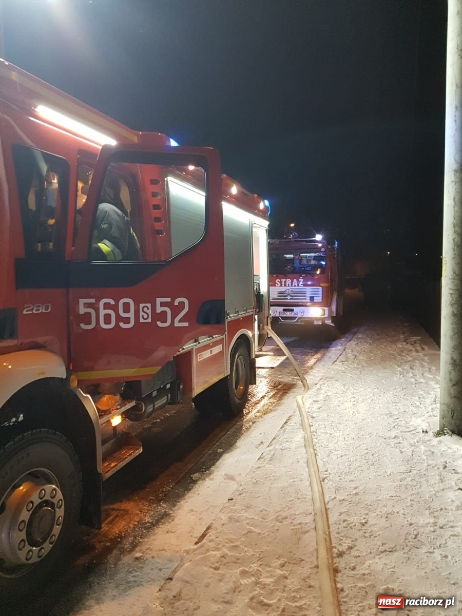 Zdjęcie w galerii na portalu naszraciborz.pl: Wiele tysięcy złotych strat w pożarze kuchni w Bojanowie wiadomości z regionu