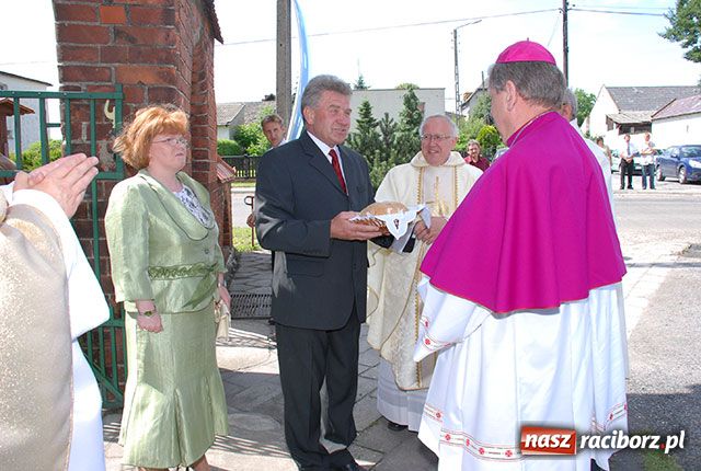 Zdjęcie w galerii na portalu naszraciborz.pl: Kościół w Pawłowie ma 100 lat wiadomości z regionu
