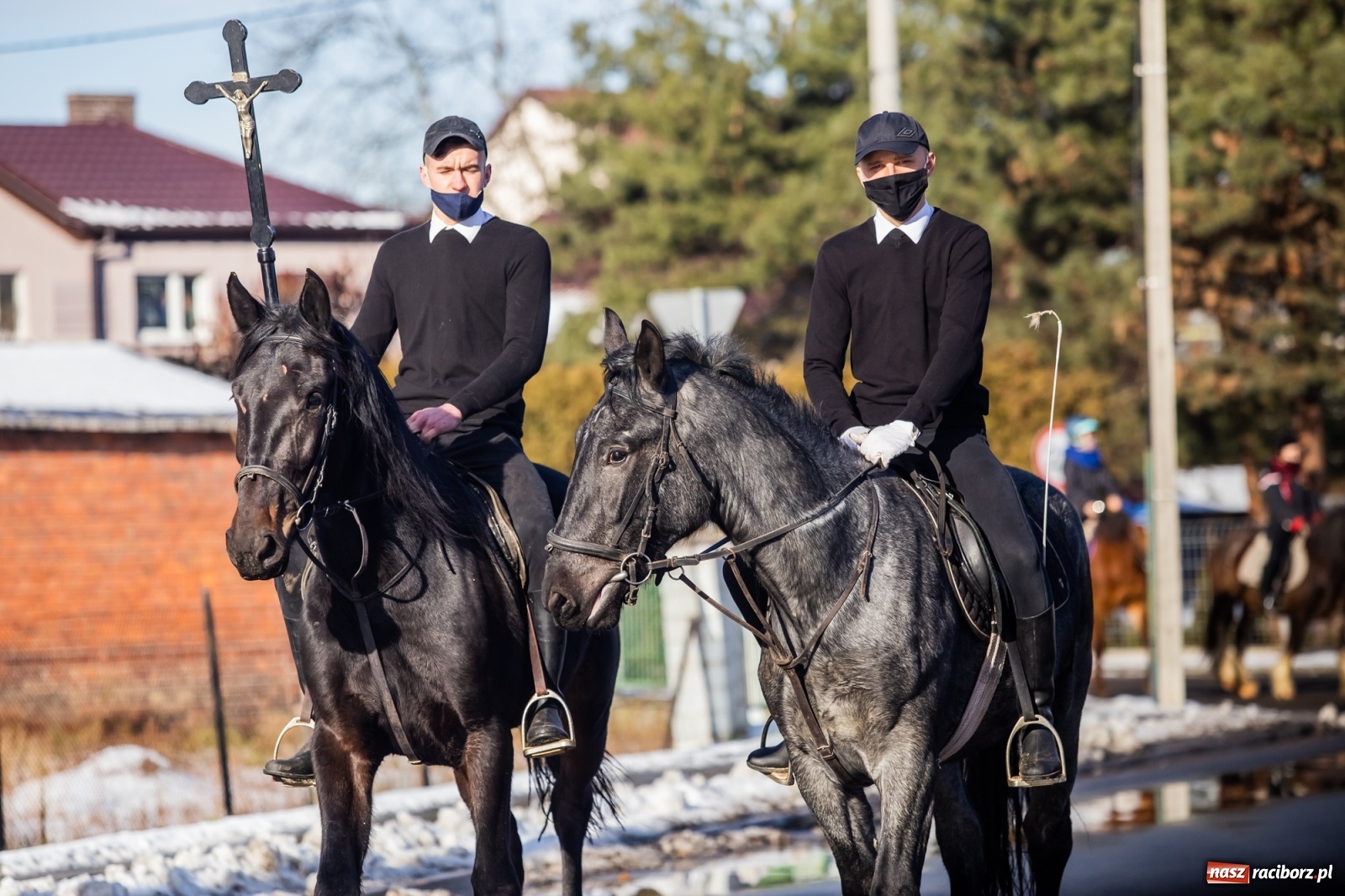 Zdjęcie w galerii na portalu naszraciborz.pl: Ostatnie pożegnanie miłośnika koni Henryka Malcharczyka wiadomości z regionu