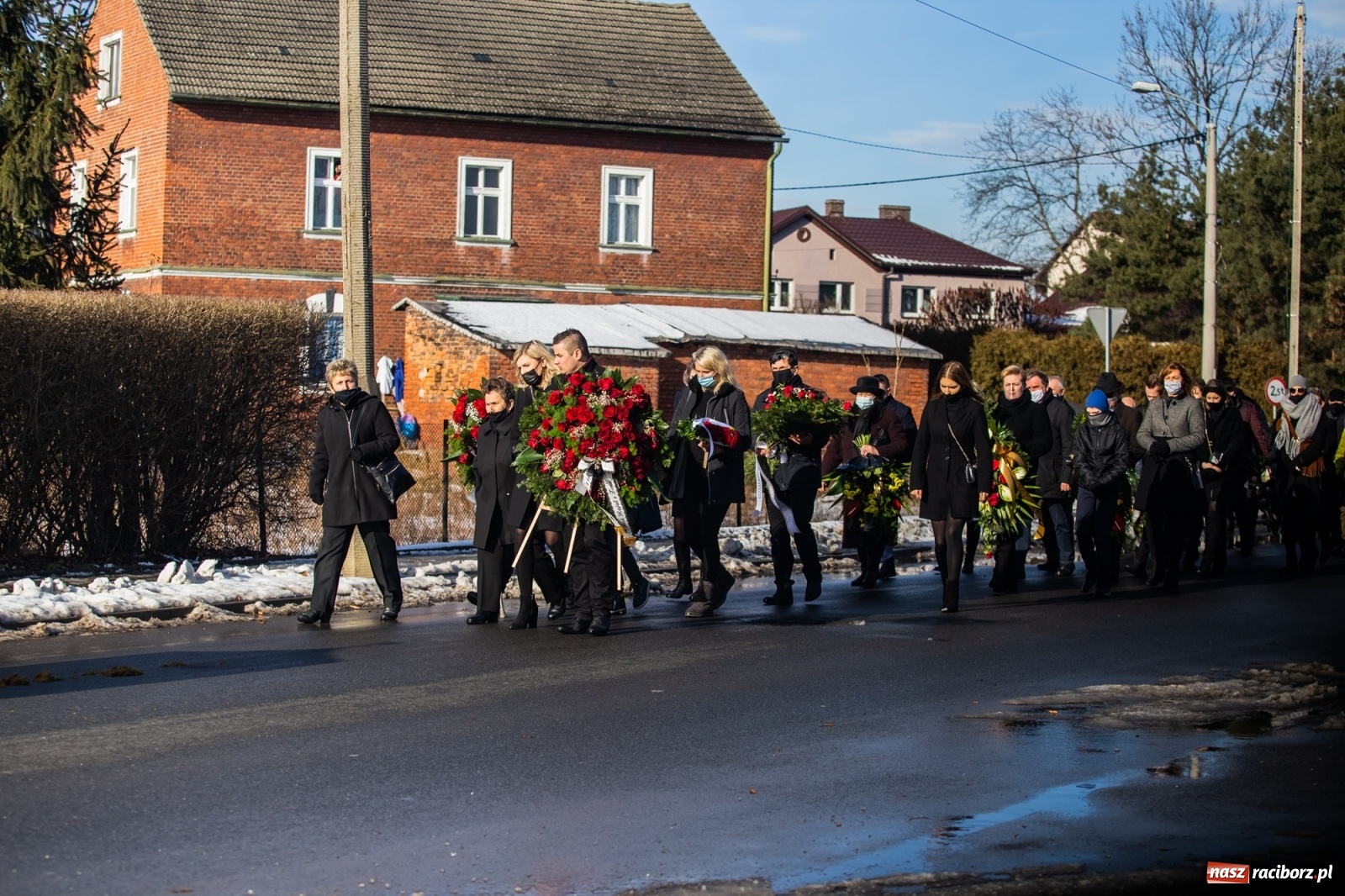 Zdjęcie w galerii na portalu naszraciborz.pl: Ostatnie pożegnanie miłośnika koni Henryka Malcharczyka wiadomości z regionu