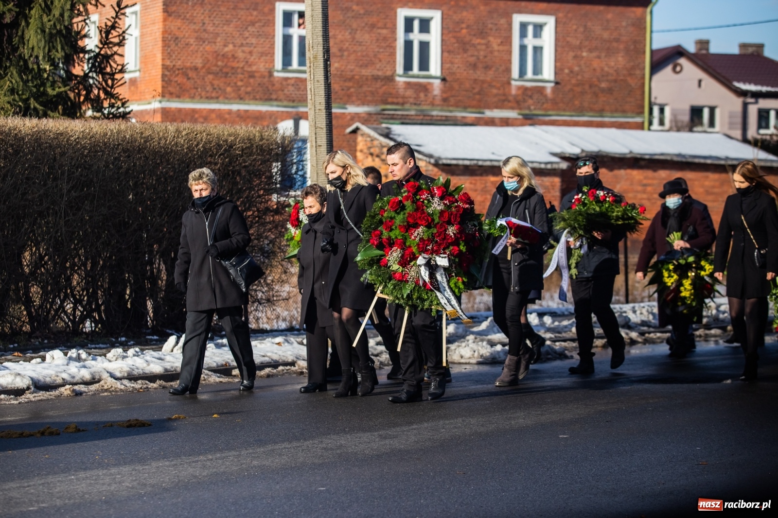 Zdjęcie w galerii na portalu naszraciborz.pl: Ostatnie pożegnanie miłośnika koni Henryka Malcharczyka wiadomości z regionu