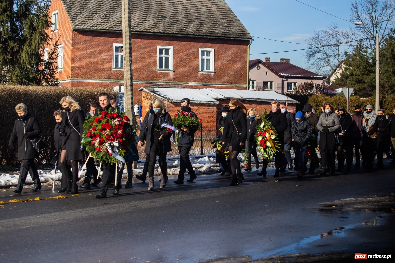 Zdjęcie w galerii na portalu naszraciborz.pl: Ostatnie pożegnanie miłośnika koni Henryka Malcharczyka wiadomości z regionu