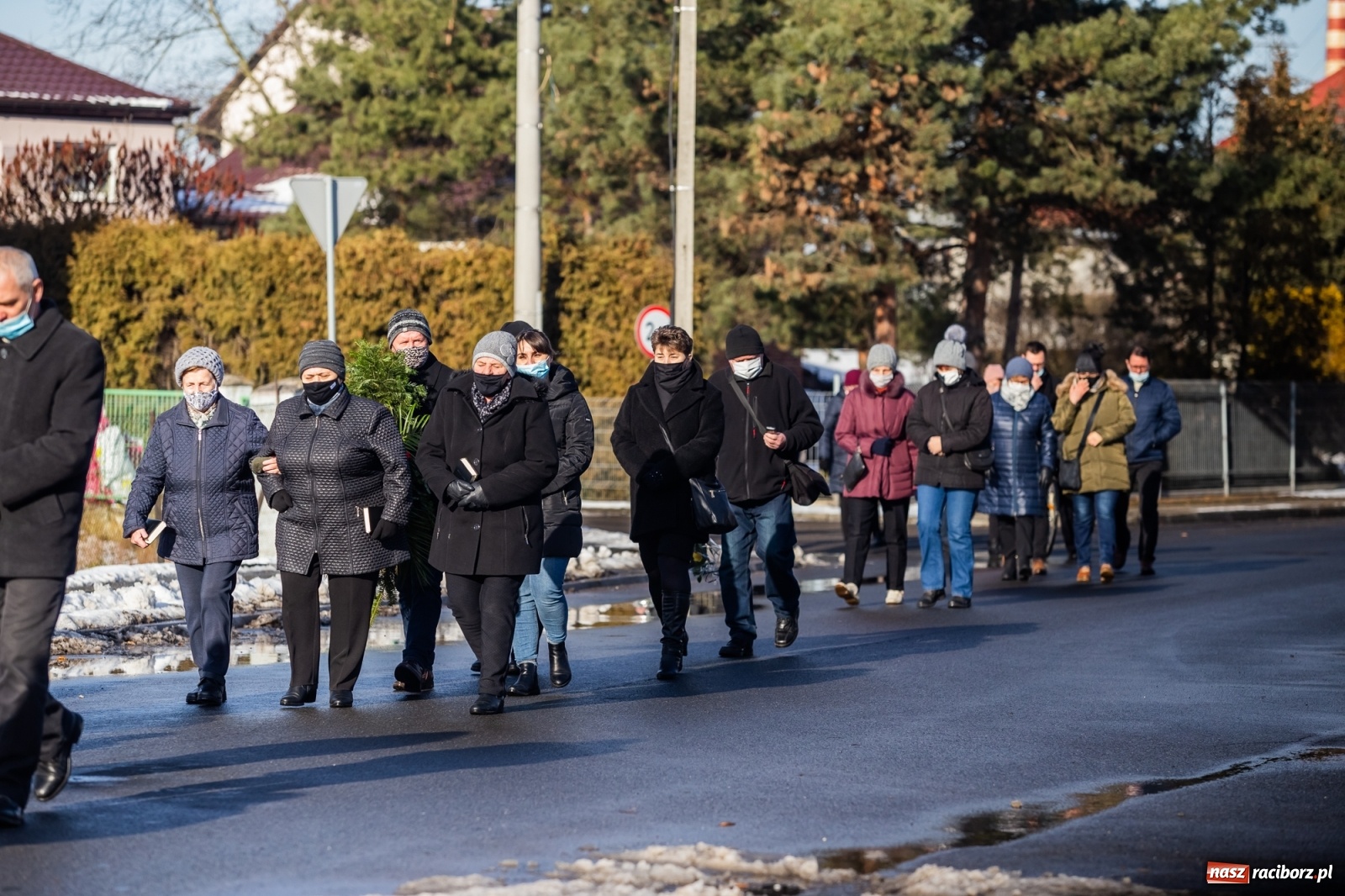 Zdjęcie w galerii na portalu naszraciborz.pl: Ostatnie pożegnanie miłośnika koni Henryka Malcharczyka wiadomości z regionu