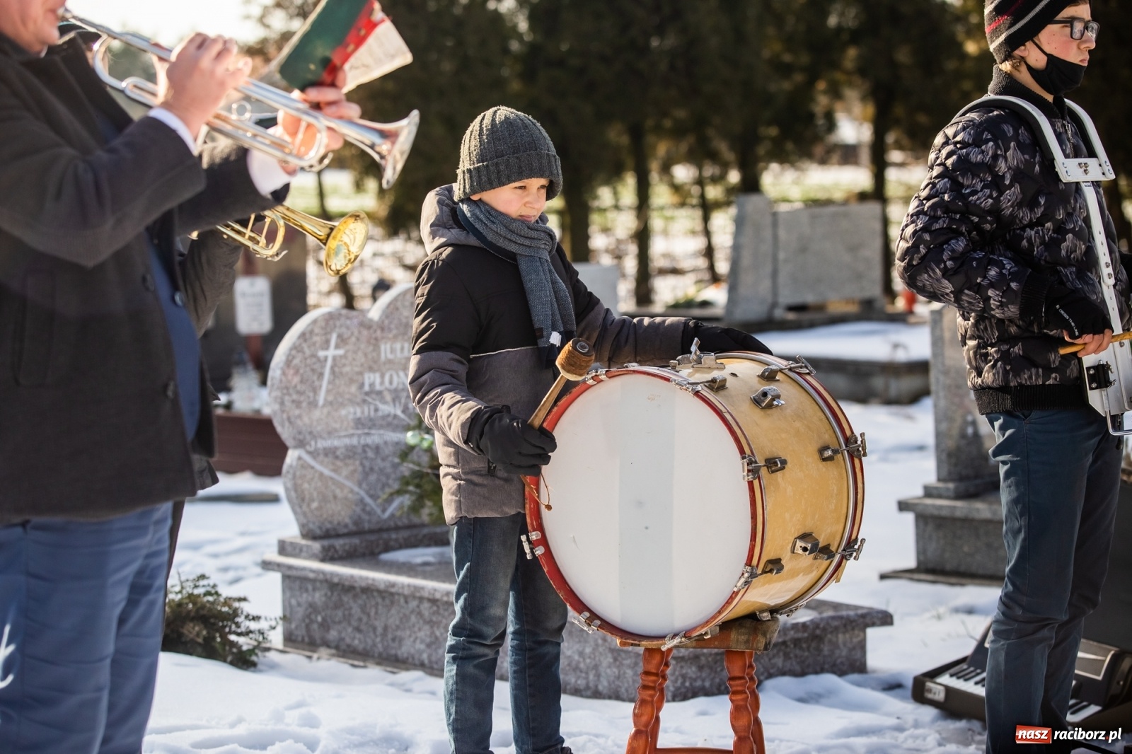 Zdjęcie w galerii na portalu naszraciborz.pl: Ostatnie pożegnanie miłośnika koni Henryka Malcharczyka wiadomości z regionu