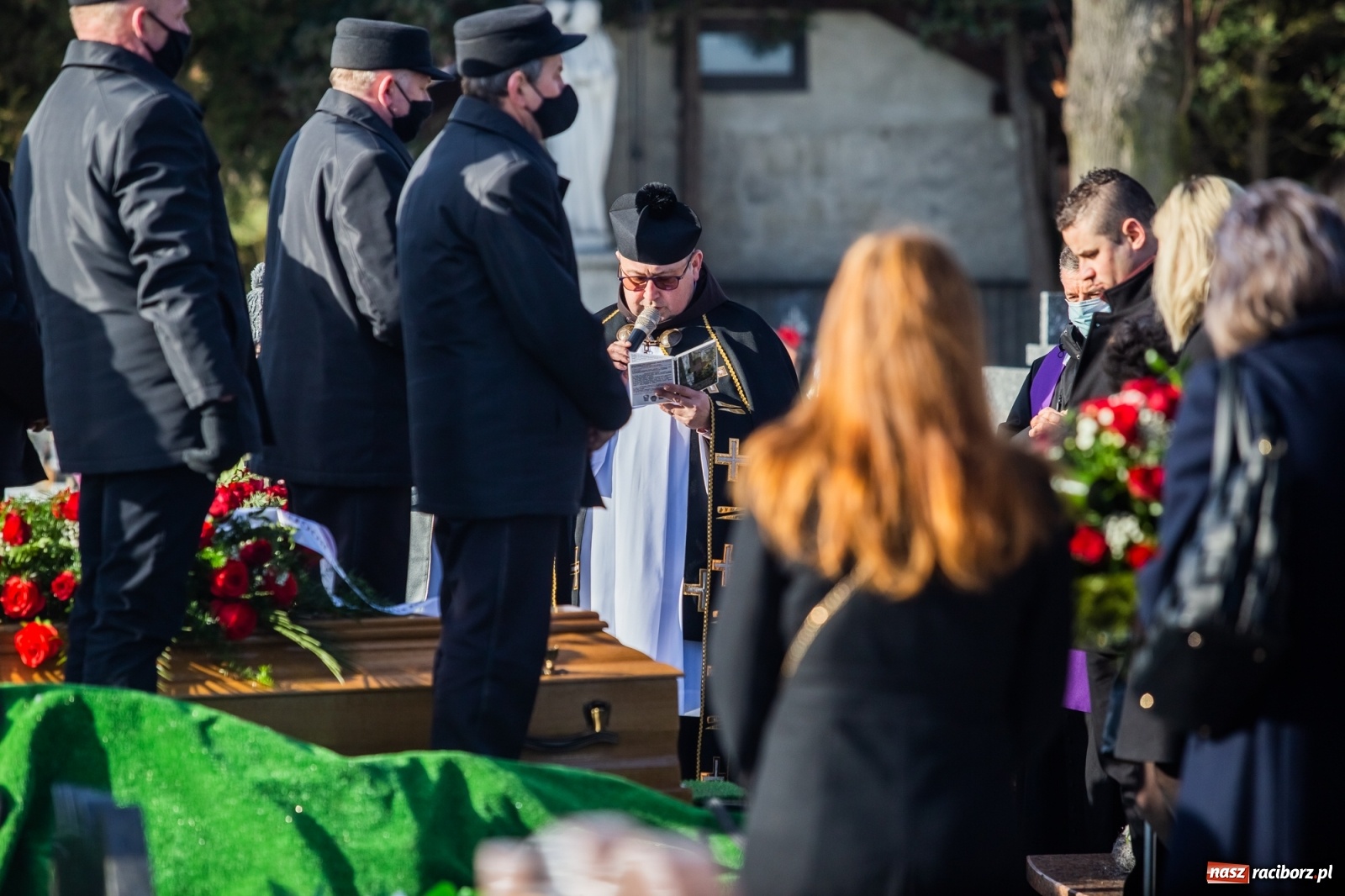 Zdjęcie w galerii na portalu naszraciborz.pl: Ostatnie pożegnanie miłośnika koni Henryka Malcharczyka wiadomości z regionu