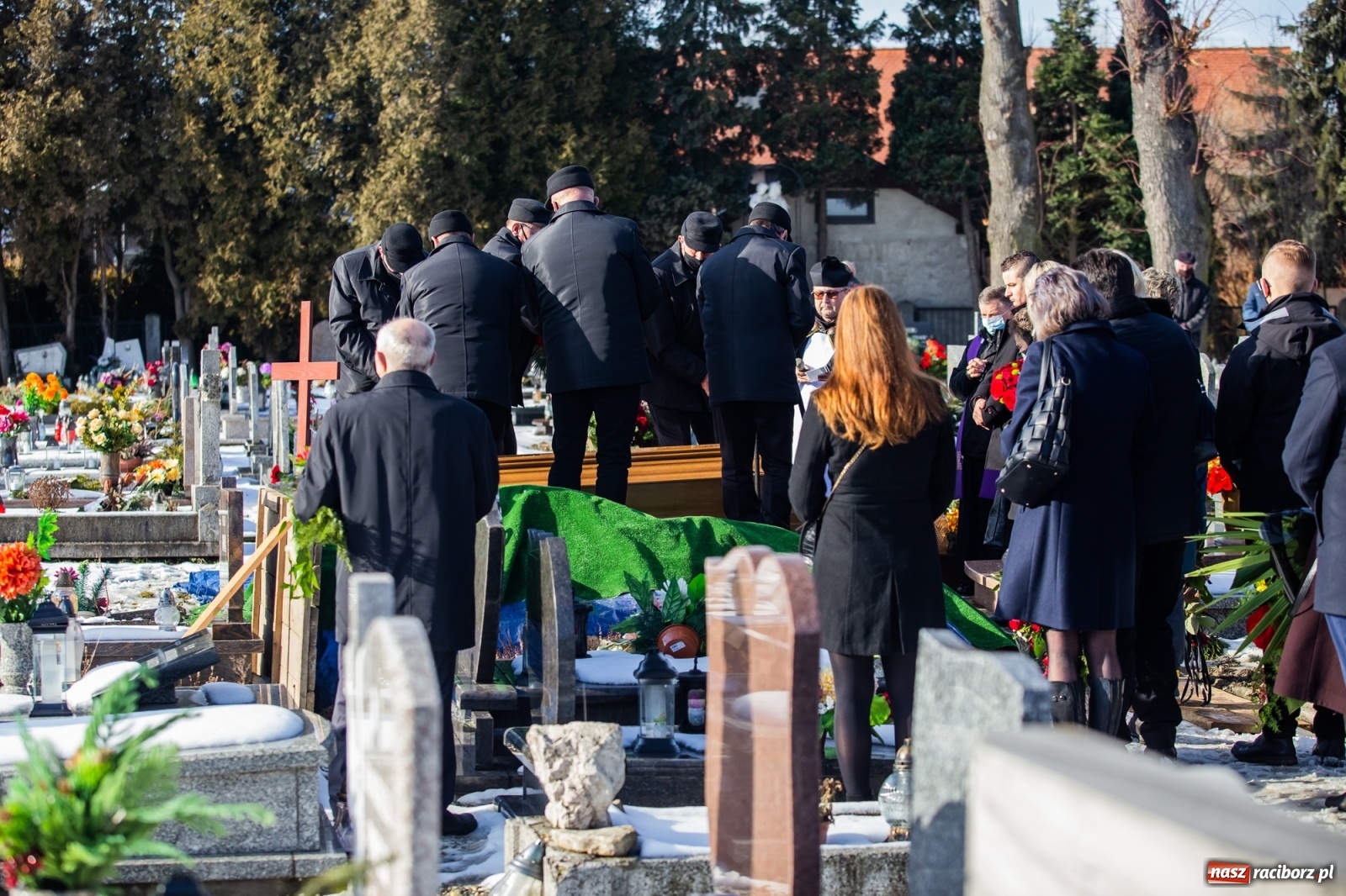 Zdjęcie w galerii na portalu naszraciborz.pl: Ostatnie pożegnanie miłośnika koni Henryka Malcharczyka wiadomości z regionu