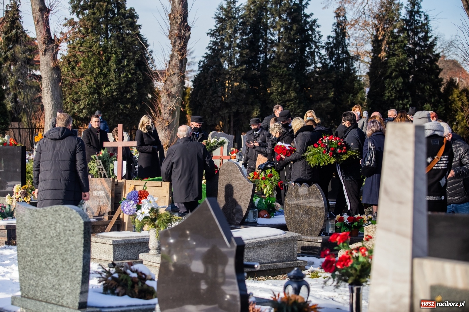 Zdjęcie w galerii na portalu naszraciborz.pl: Ostatnie pożegnanie miłośnika koni Henryka Malcharczyka wiadomości z regionu