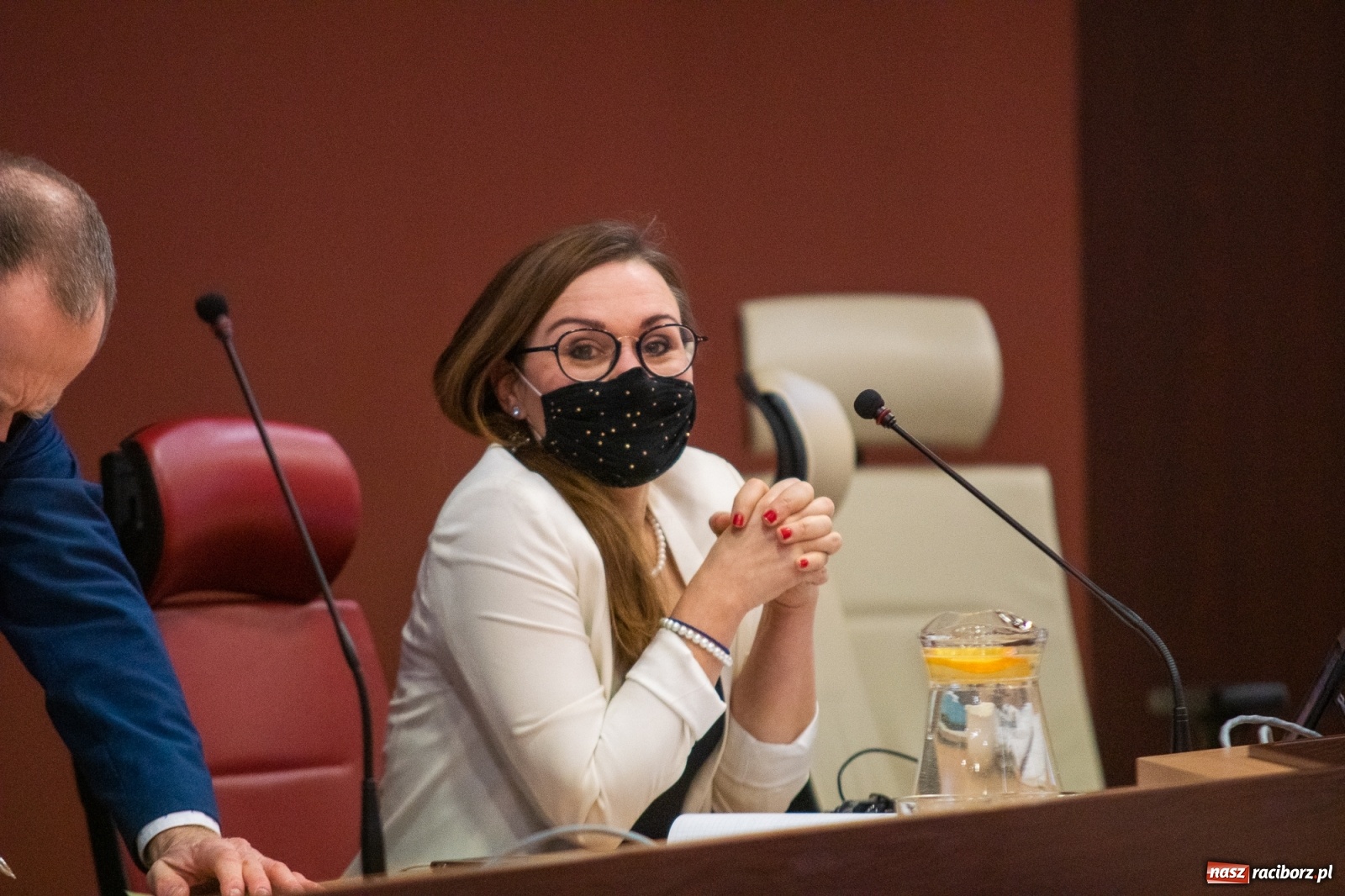 Zdjęcie w galerii na portalu naszraciborz.pl: Smutne lodowisko i plac zabaw na Kochanowskiego  wiadomości z regionu