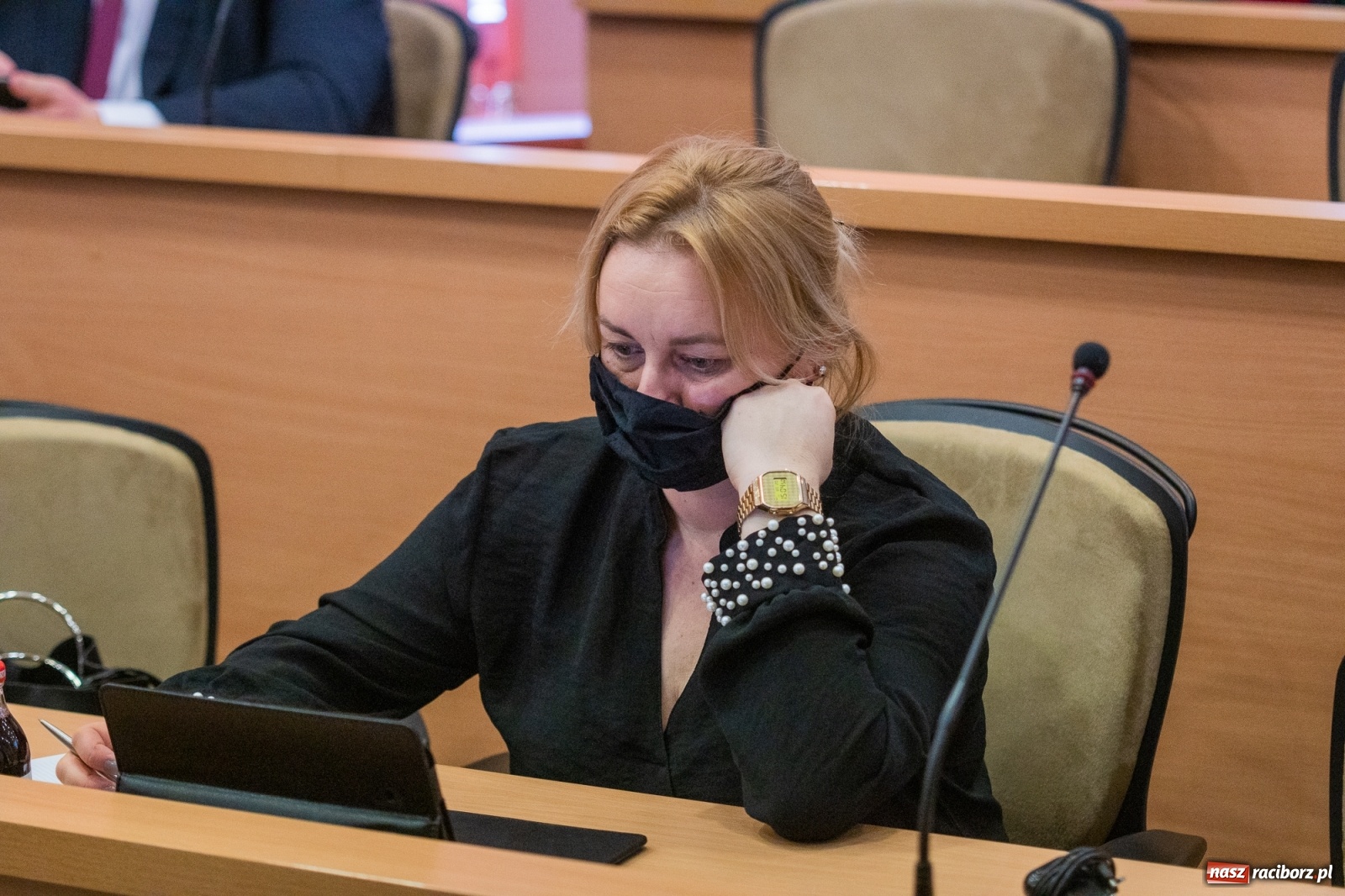 Zdjęcie w galerii na portalu naszraciborz.pl: Smutne lodowisko i plac zabaw na Kochanowskiego  wiadomości z regionu