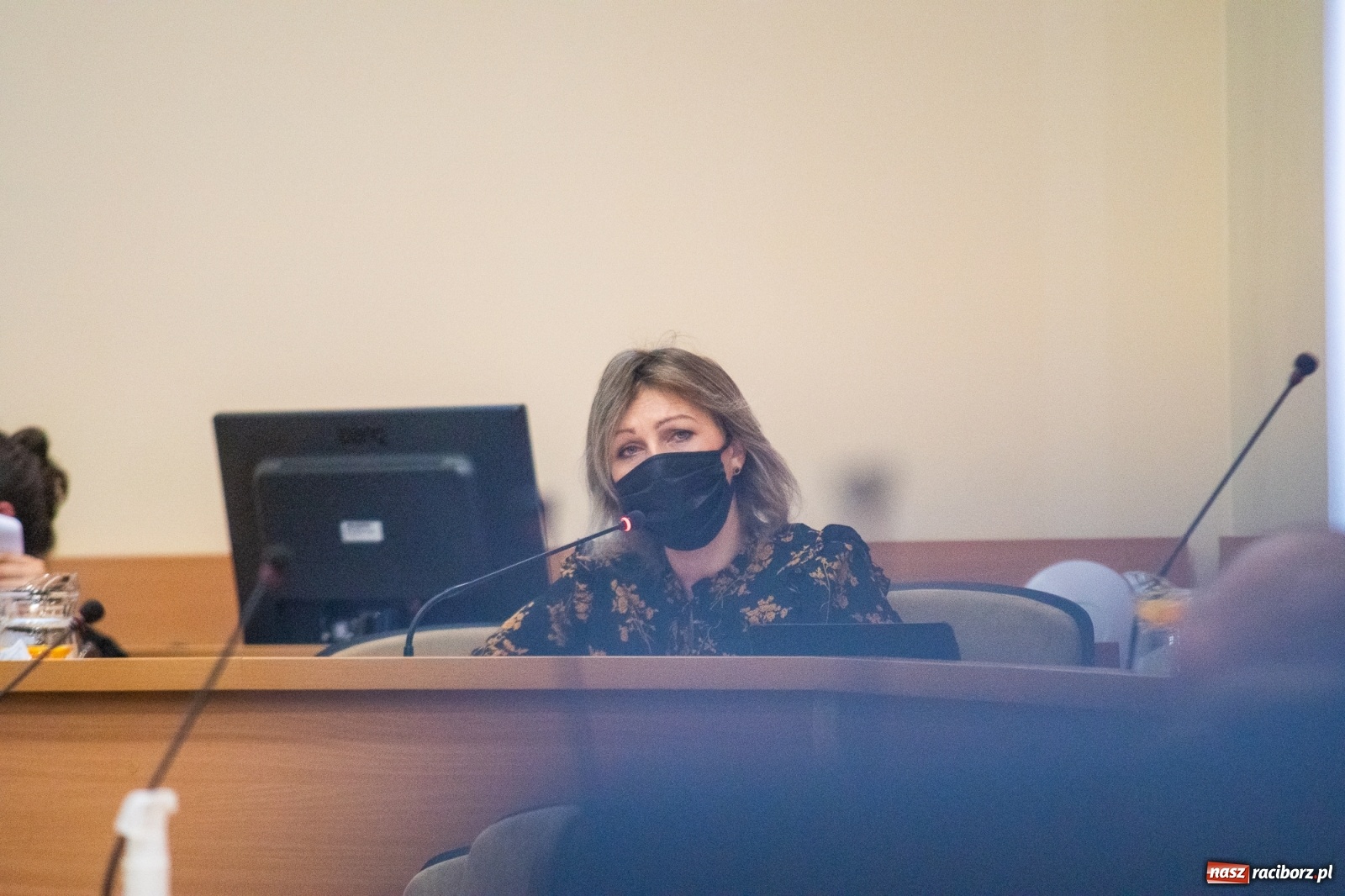 Zdjęcie w galerii na portalu naszraciborz.pl: Smutne lodowisko i plac zabaw na Kochanowskiego  wiadomości z regionu