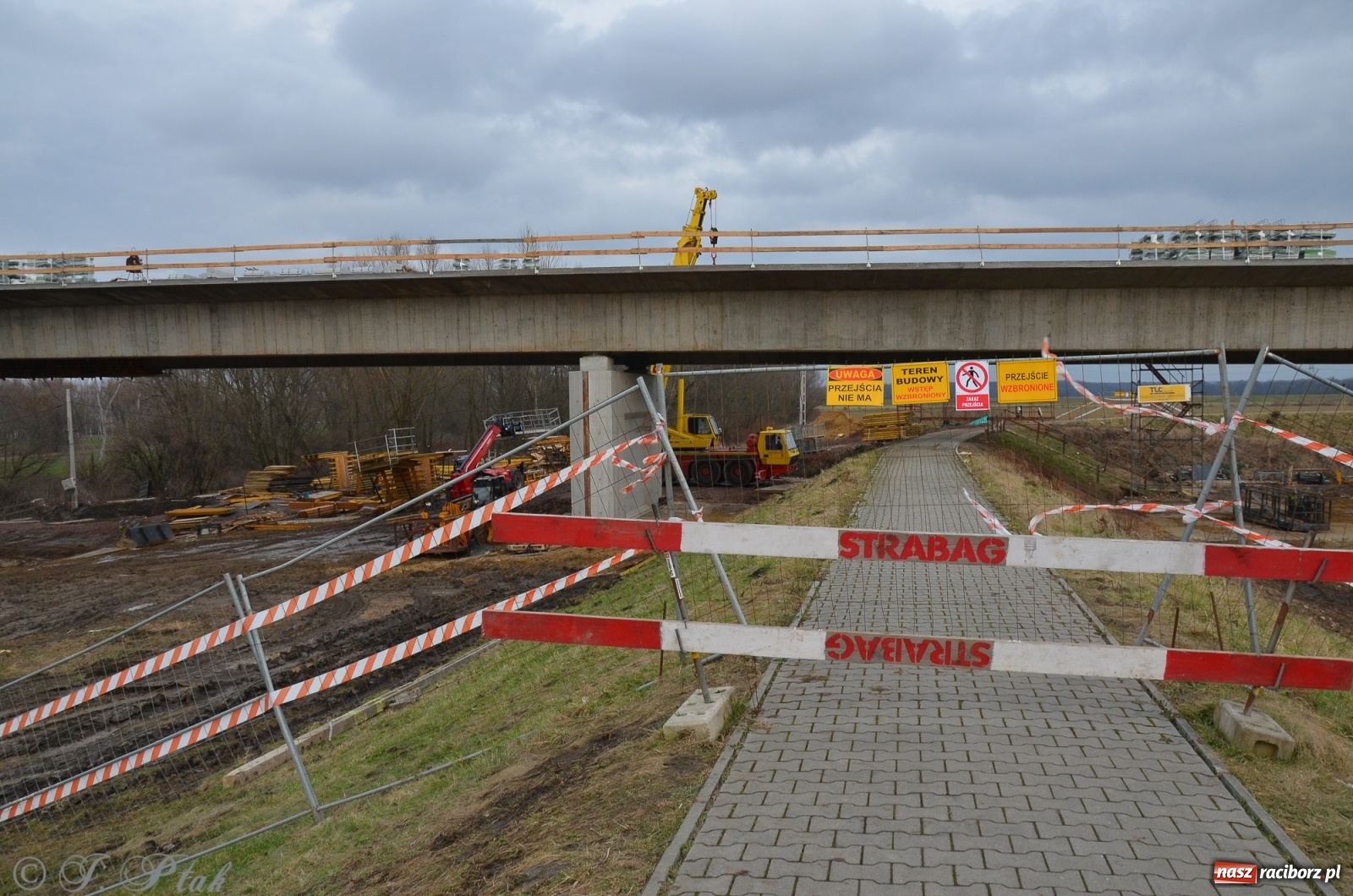 Zdjęcie w galerii na portalu naszraciborz.pl: Nowy most za żwirowniami na Ostrogu [FOTO]  wiadomości z regionu