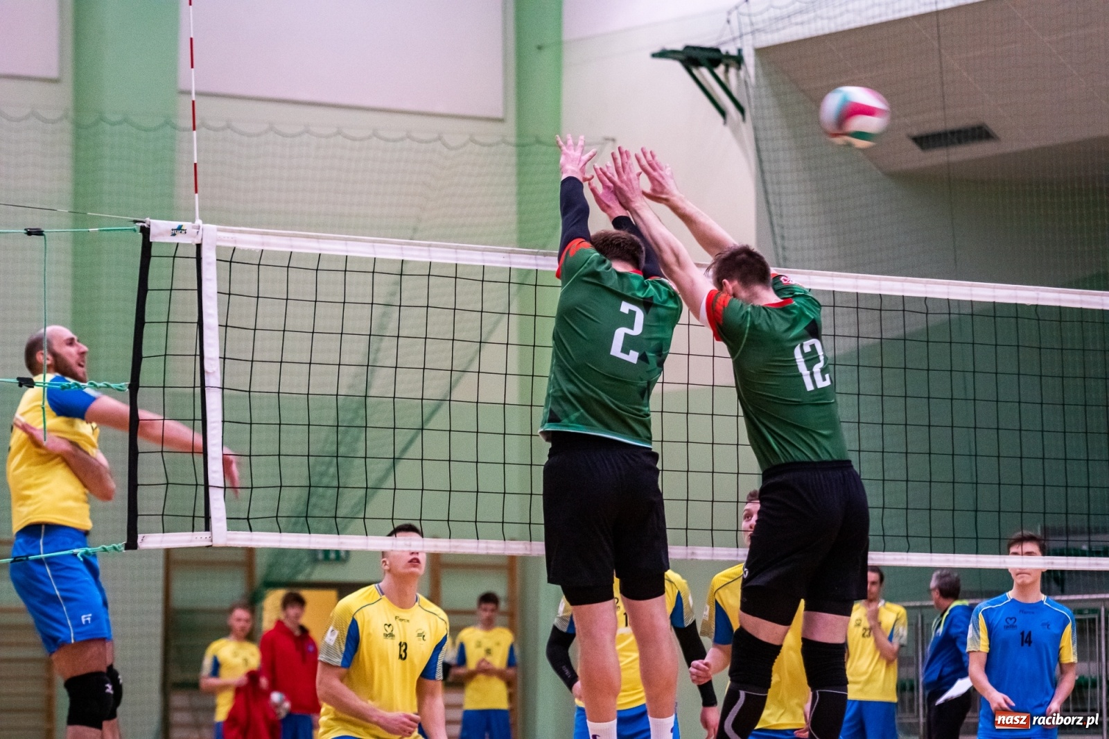 Zdjęcie w galerii na portalu naszraciborz.pl: Siatkarze Rafako bez życia. Porażka z Górnikiem Radlin [FOTO] wiadomości z regionu